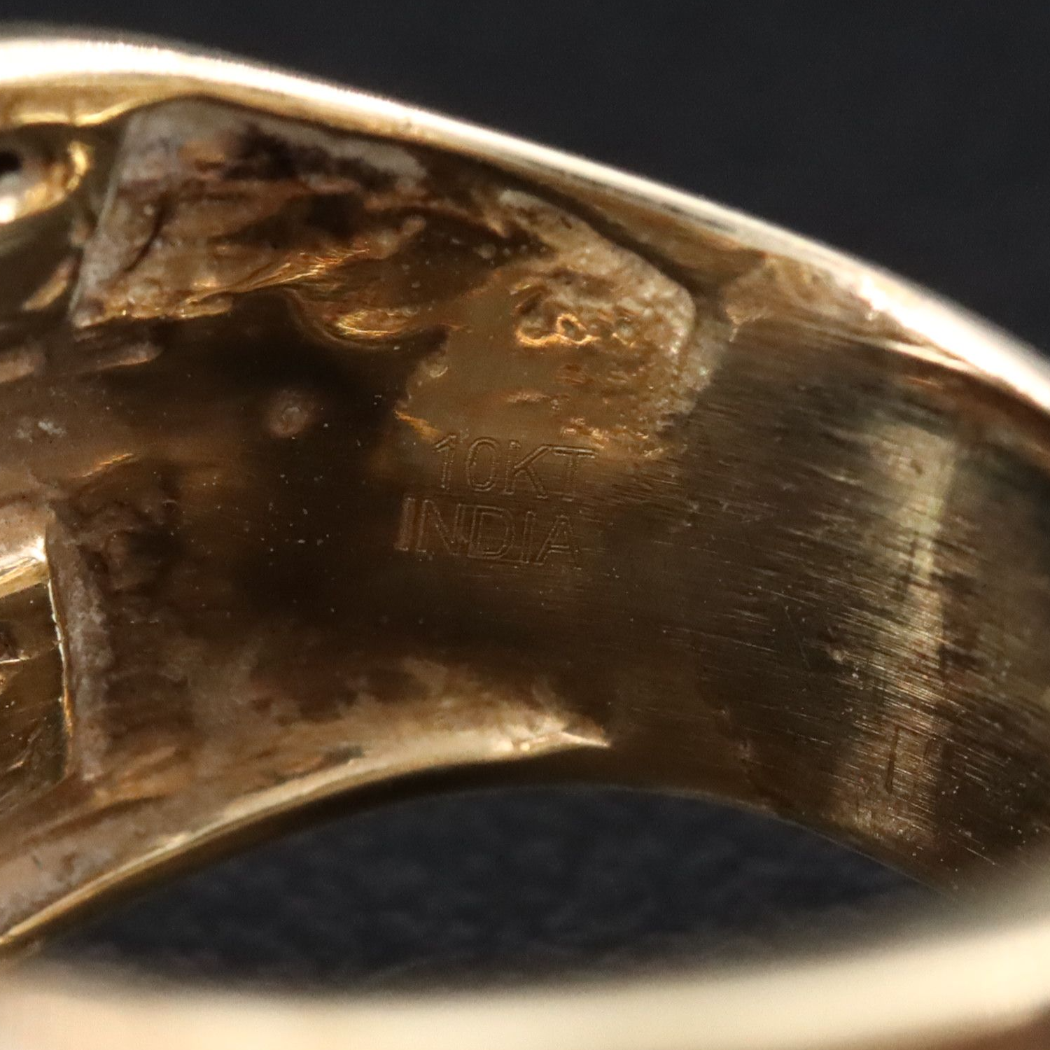 10K 0.96 CTW Diamond Crossover High Low Ring with Fancy Diamonds