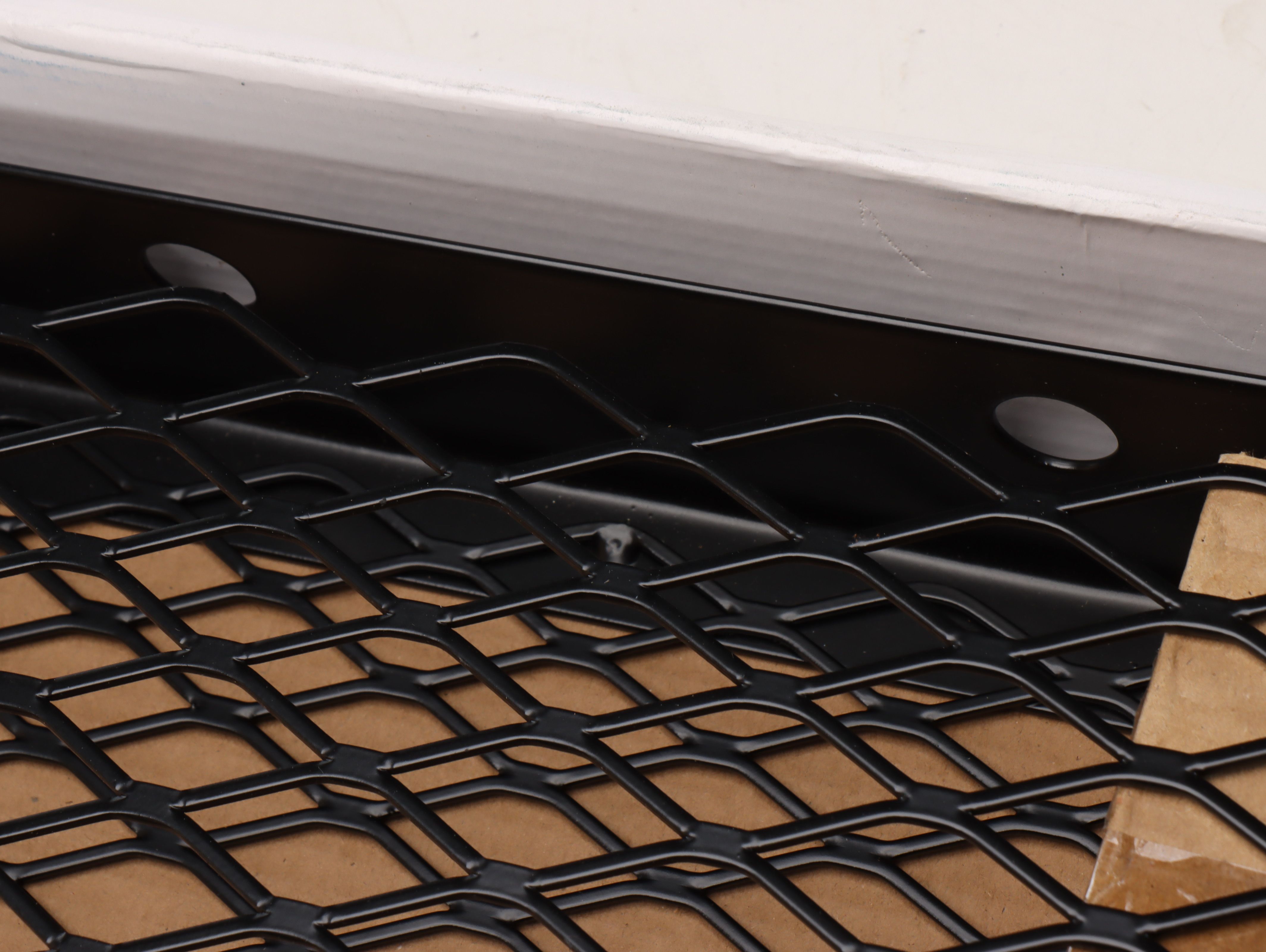 Highland Hitch-Mounted Cargo Carrier/Tray