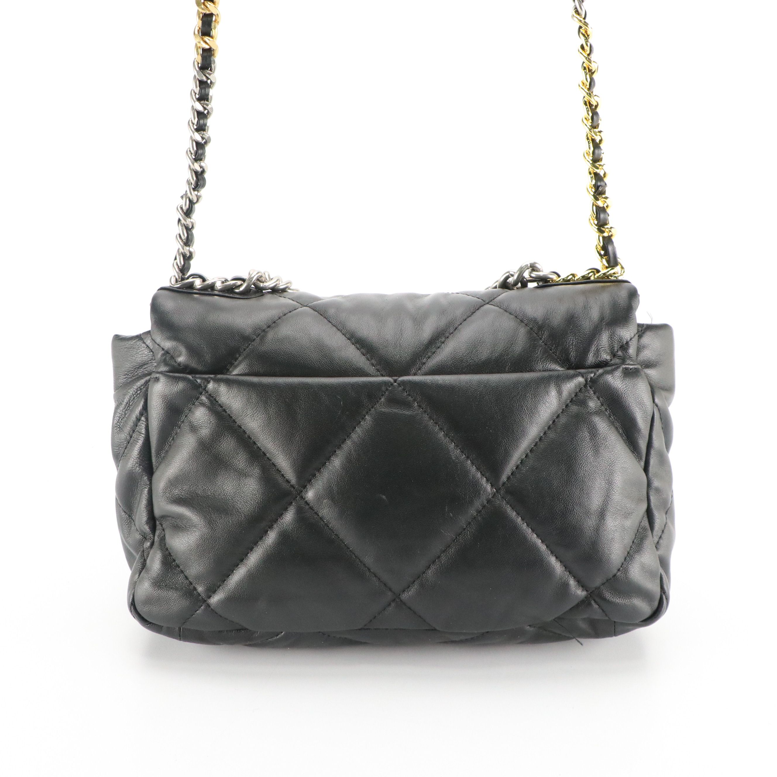 Chanel Large 19 Flap Shoulder Bag in Black Quilted Lambskin Leather