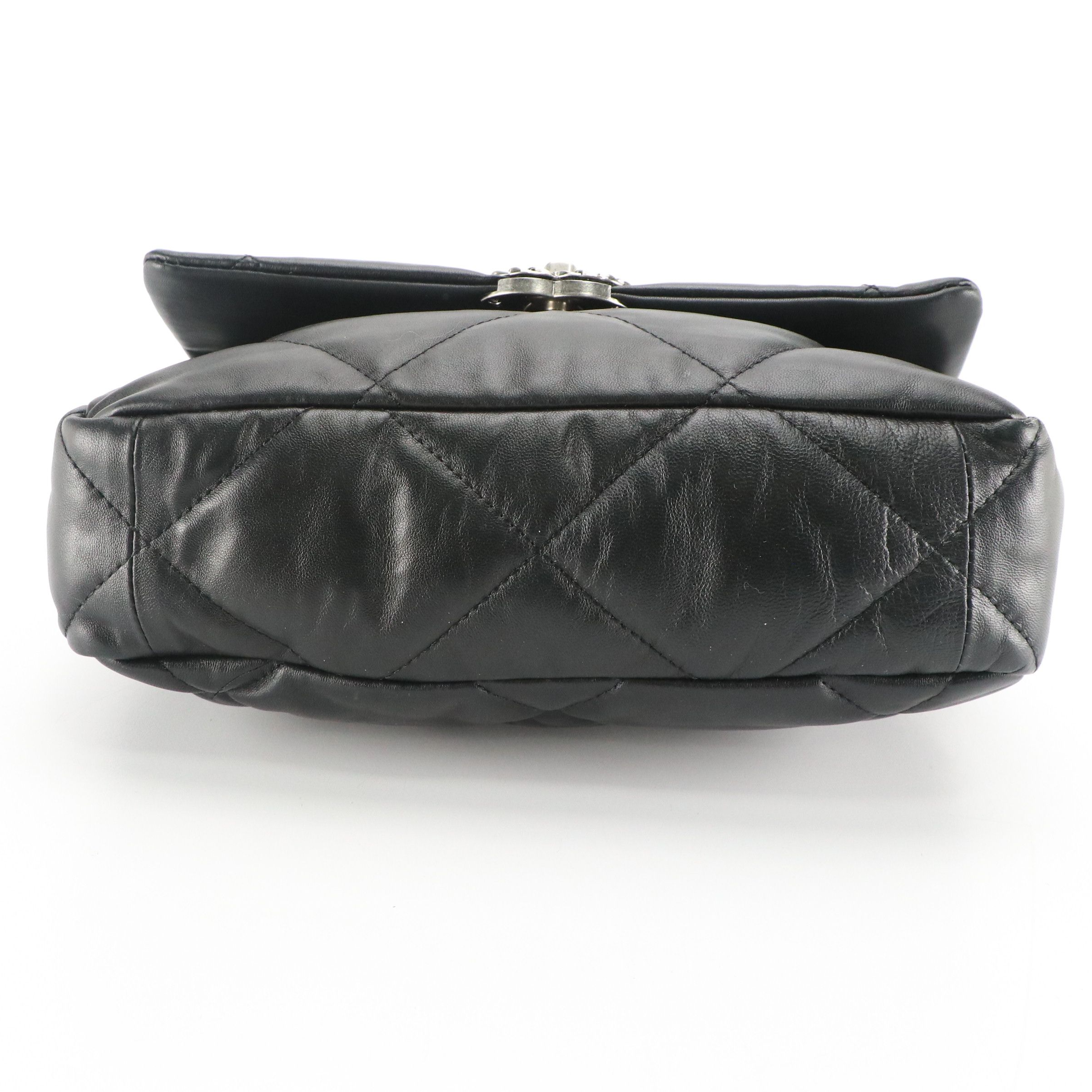 Chanel Large 19 Flap Shoulder Bag in Black Quilted Lambskin Leather