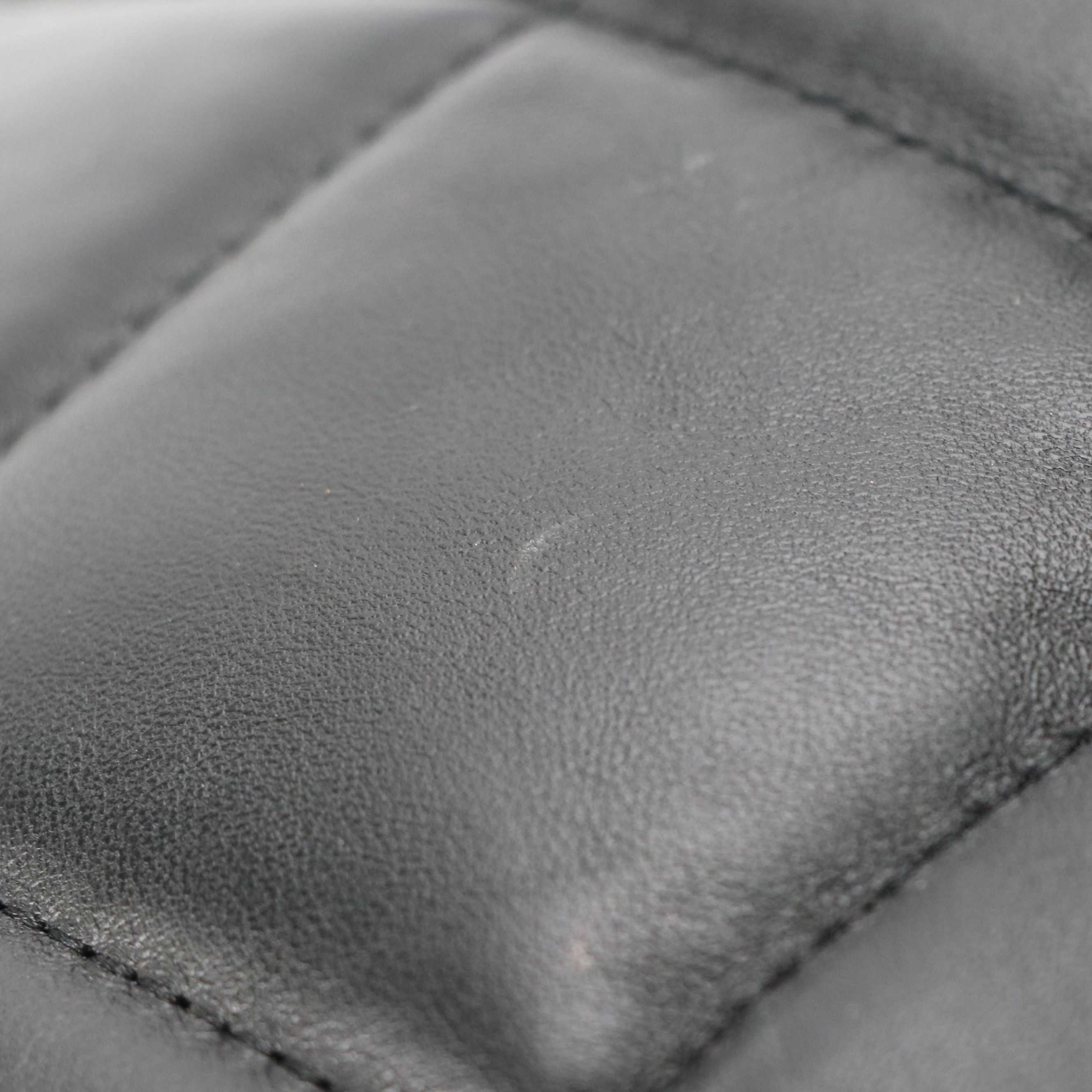 Chanel Large 19 Flap Shoulder Bag in Black Quilted Lambskin Leather