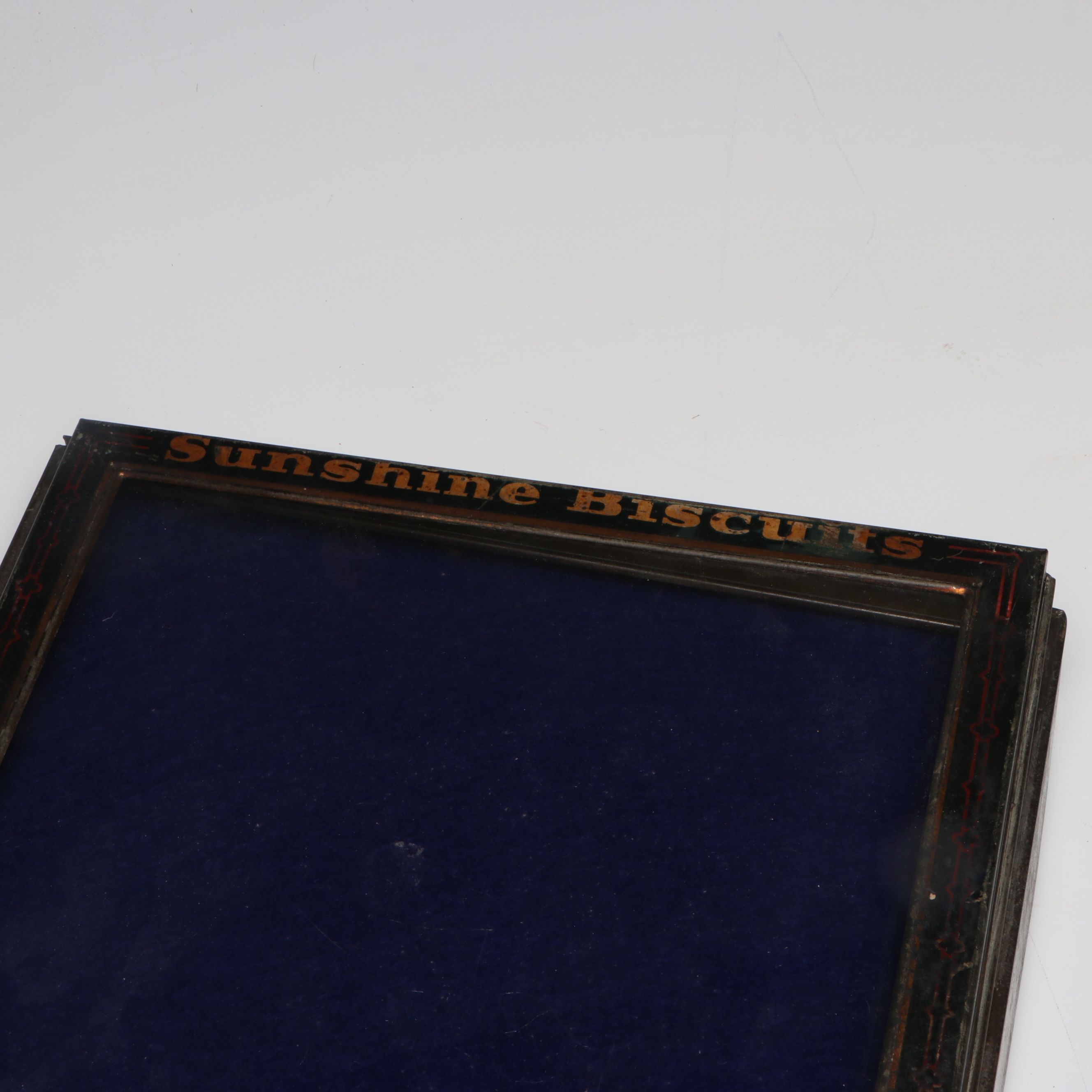 Loose-Wiles "Sunshine Biscuits" and Other Metal Display Boxes