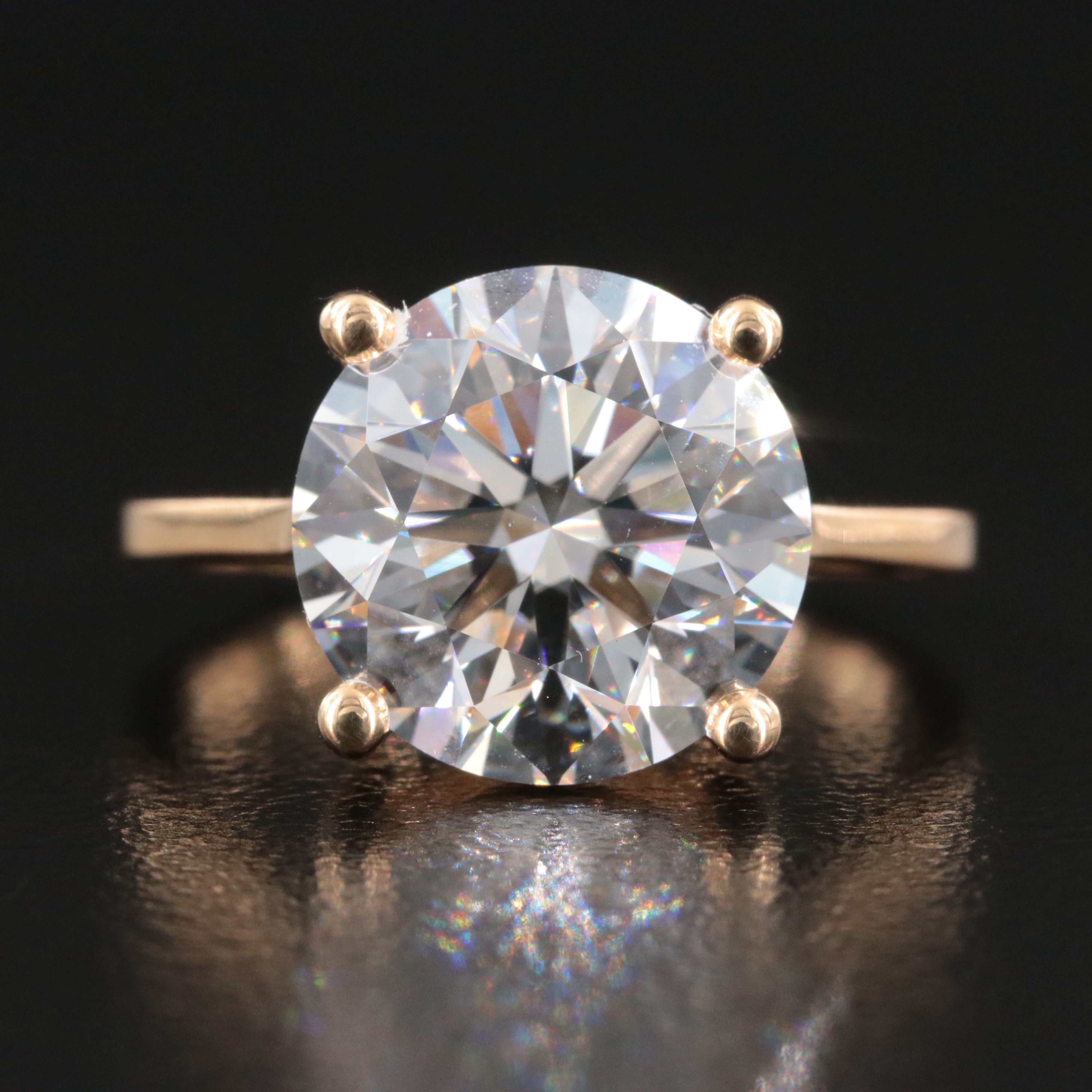 18K 5.01 CT Lab Grown Diamond Solitaire Ring with IGI Report