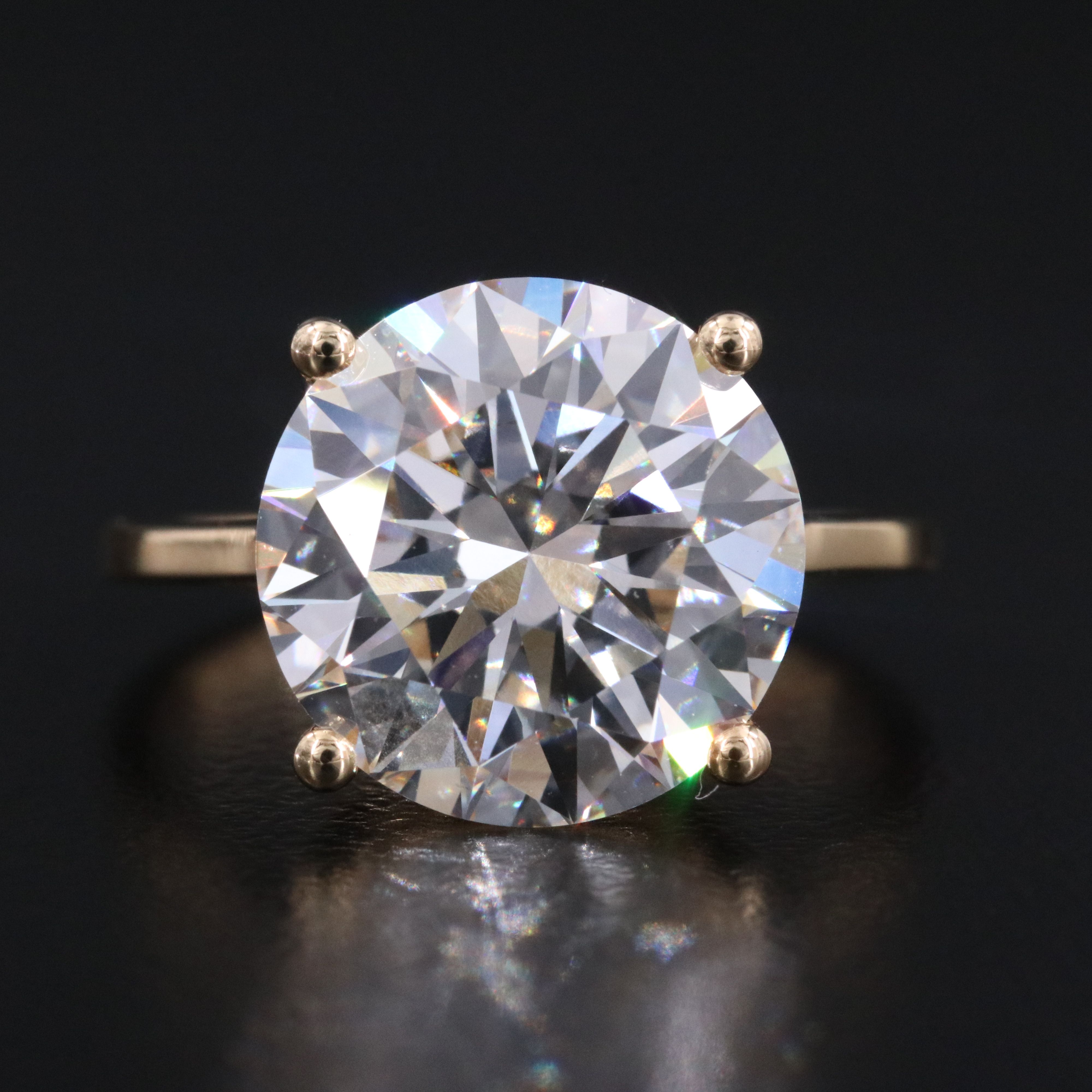 18K 6.14 CT Lab Grown Diamond Solitaire Ring with IGI Report