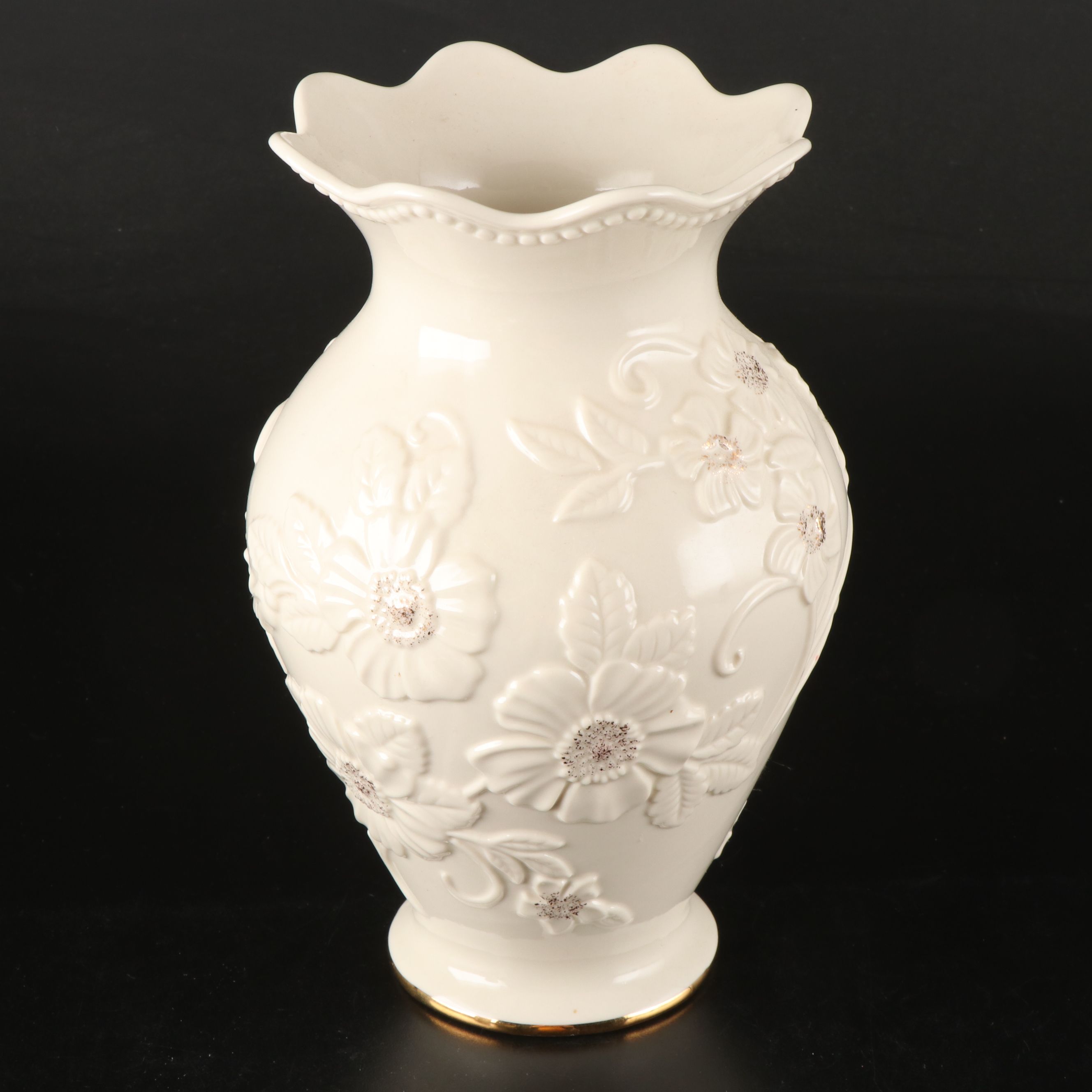 Lenox "Monticello" with Other Leaf-Shaped Dish and Vase