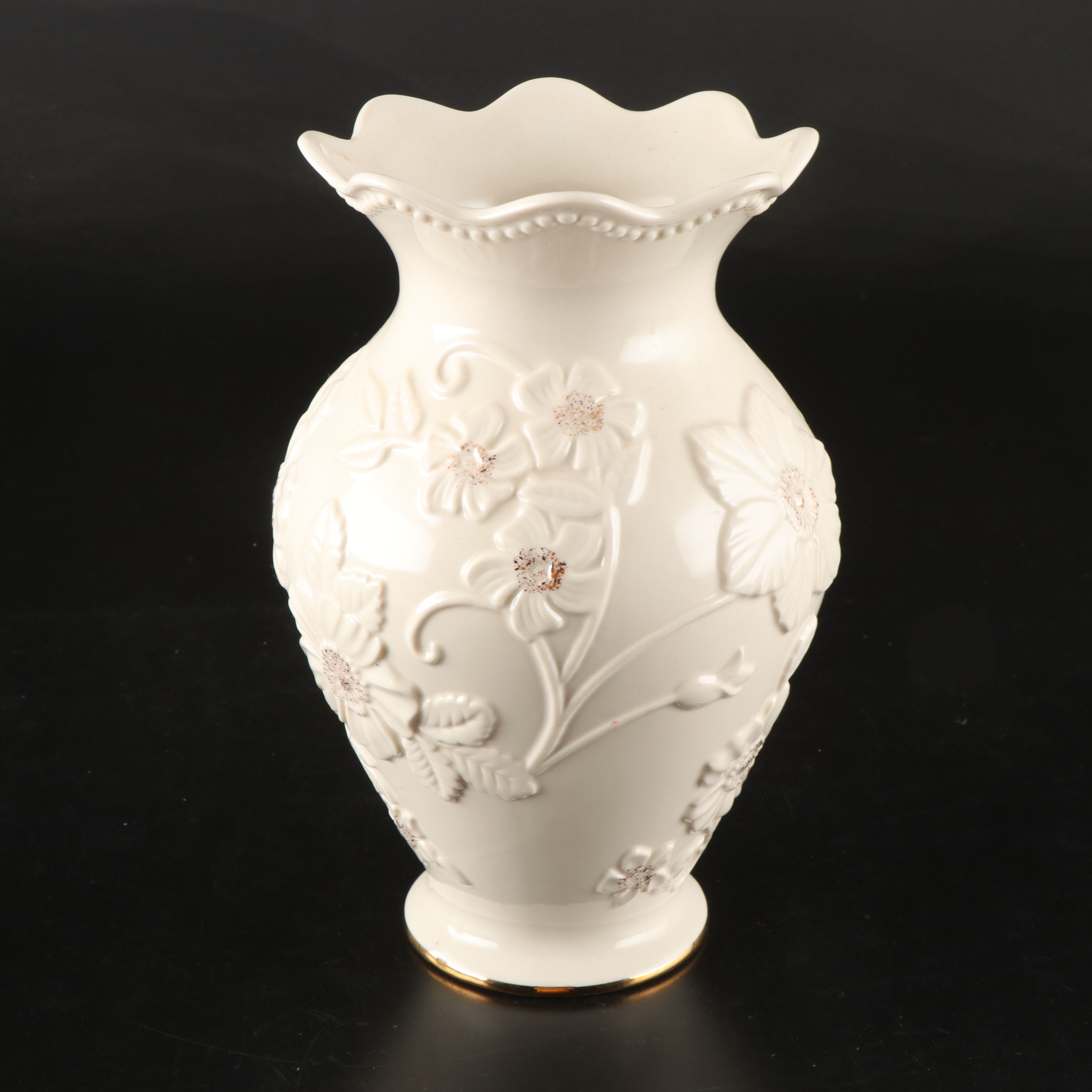 Lenox "Monticello" with Other Leaf-Shaped Dish and Vase