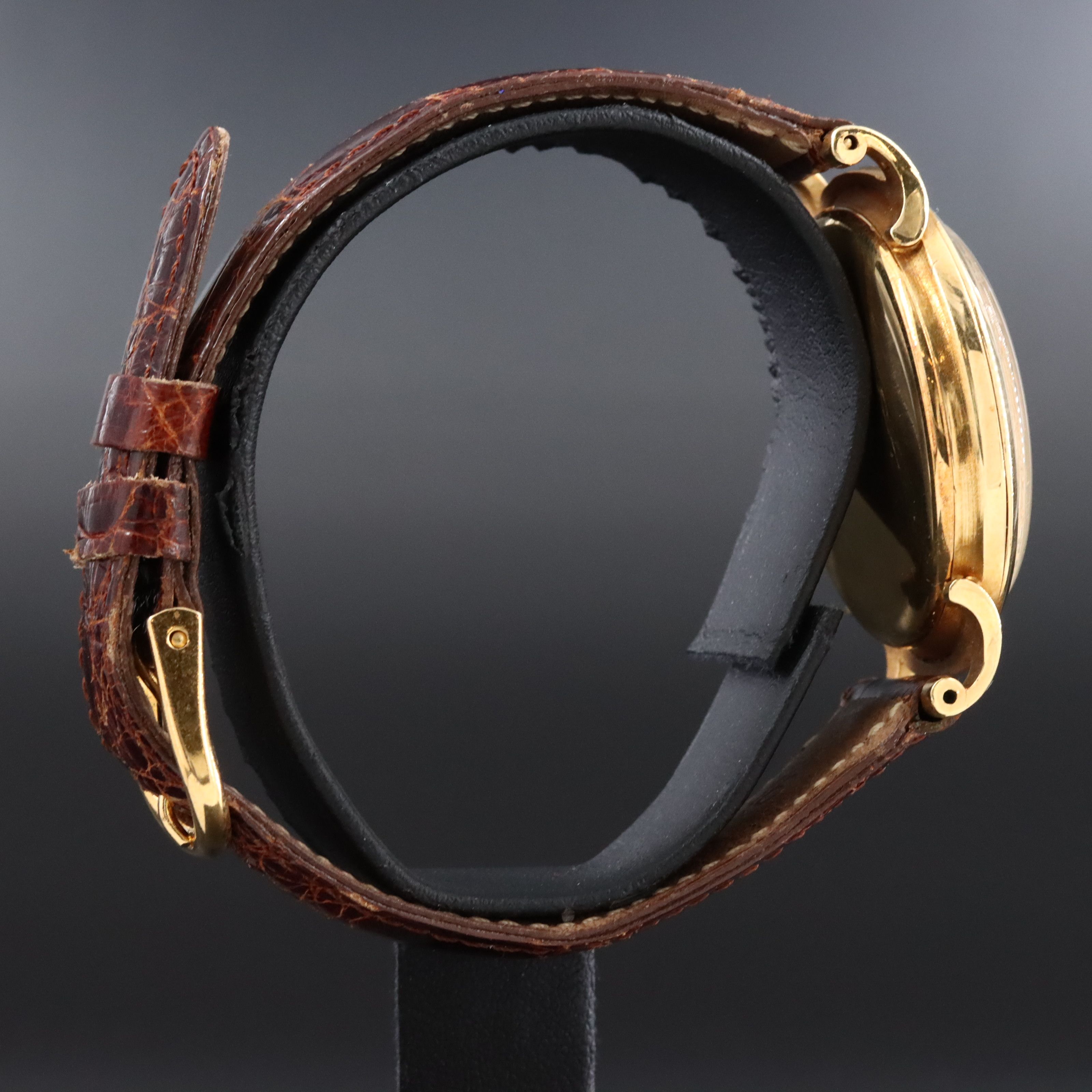 18K Patek Philippe Calatrava Scroll Lugs Vintage Model 1491 Watch