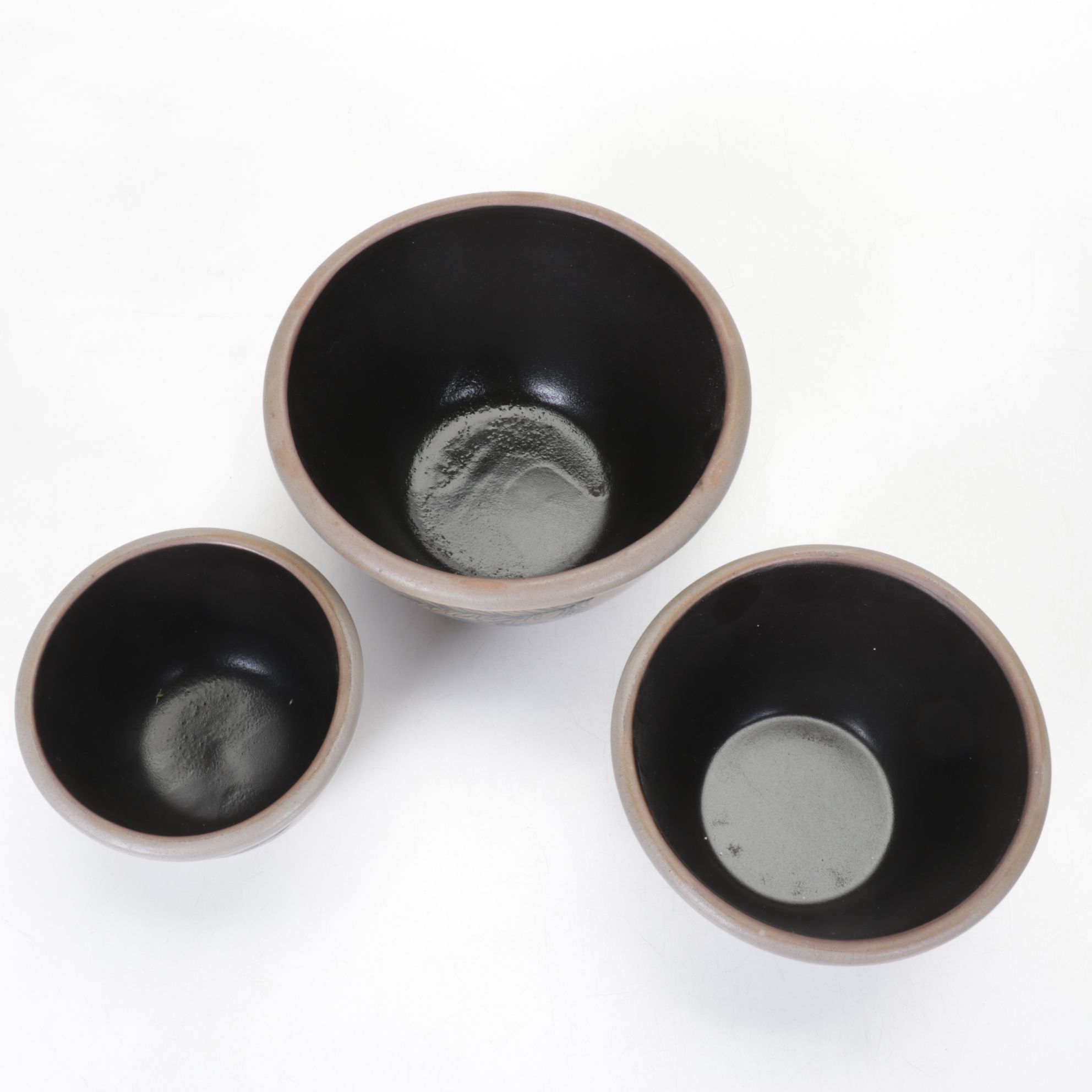 Rockdale Union Stoneware Bean Pot with Decorative Bowls