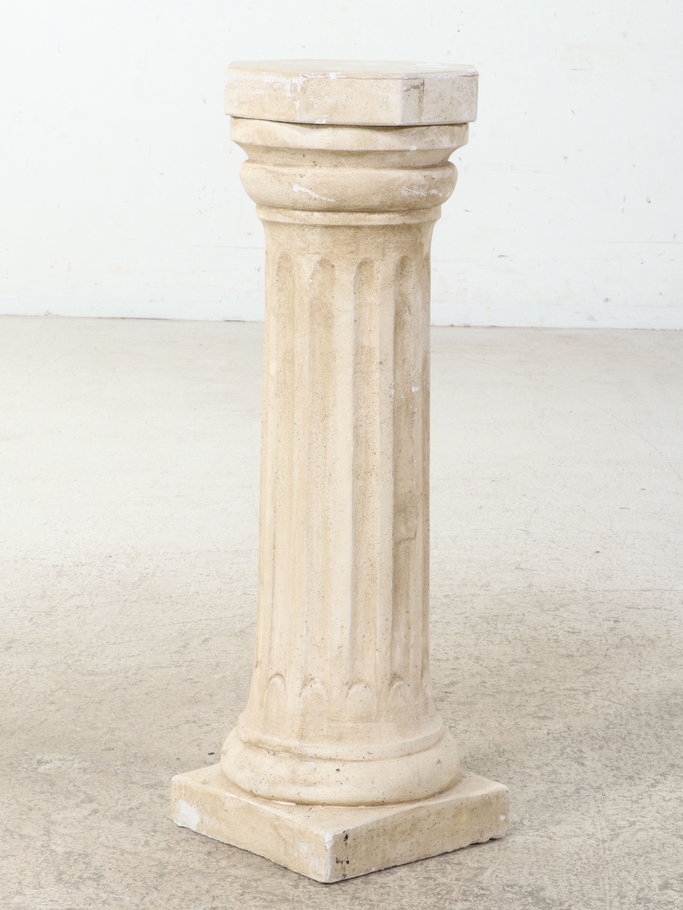 Neoclassical Style Plaster Column Pedestal