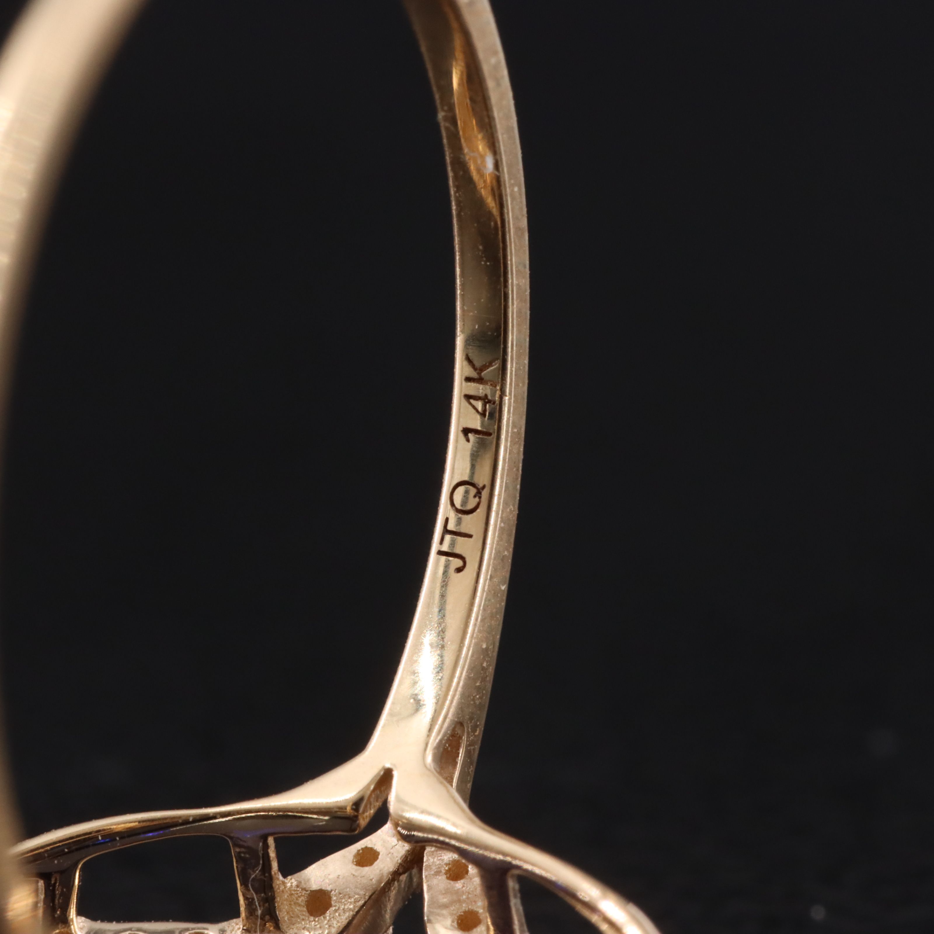 14K 4.47 CT Sapphire and Moissanite Ring