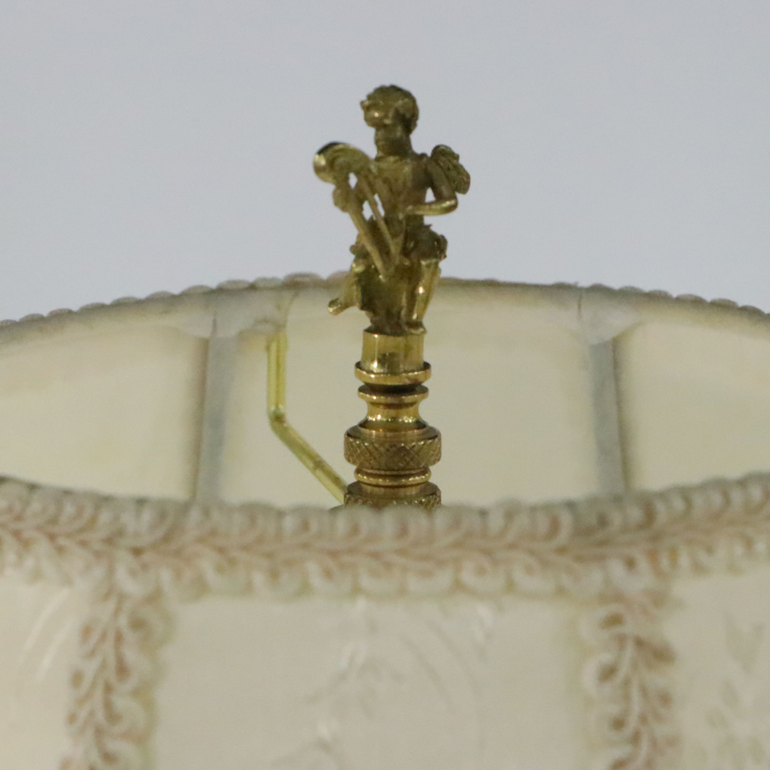 Victorian Style Brilliant Cut Tassel Shade Table Lamp