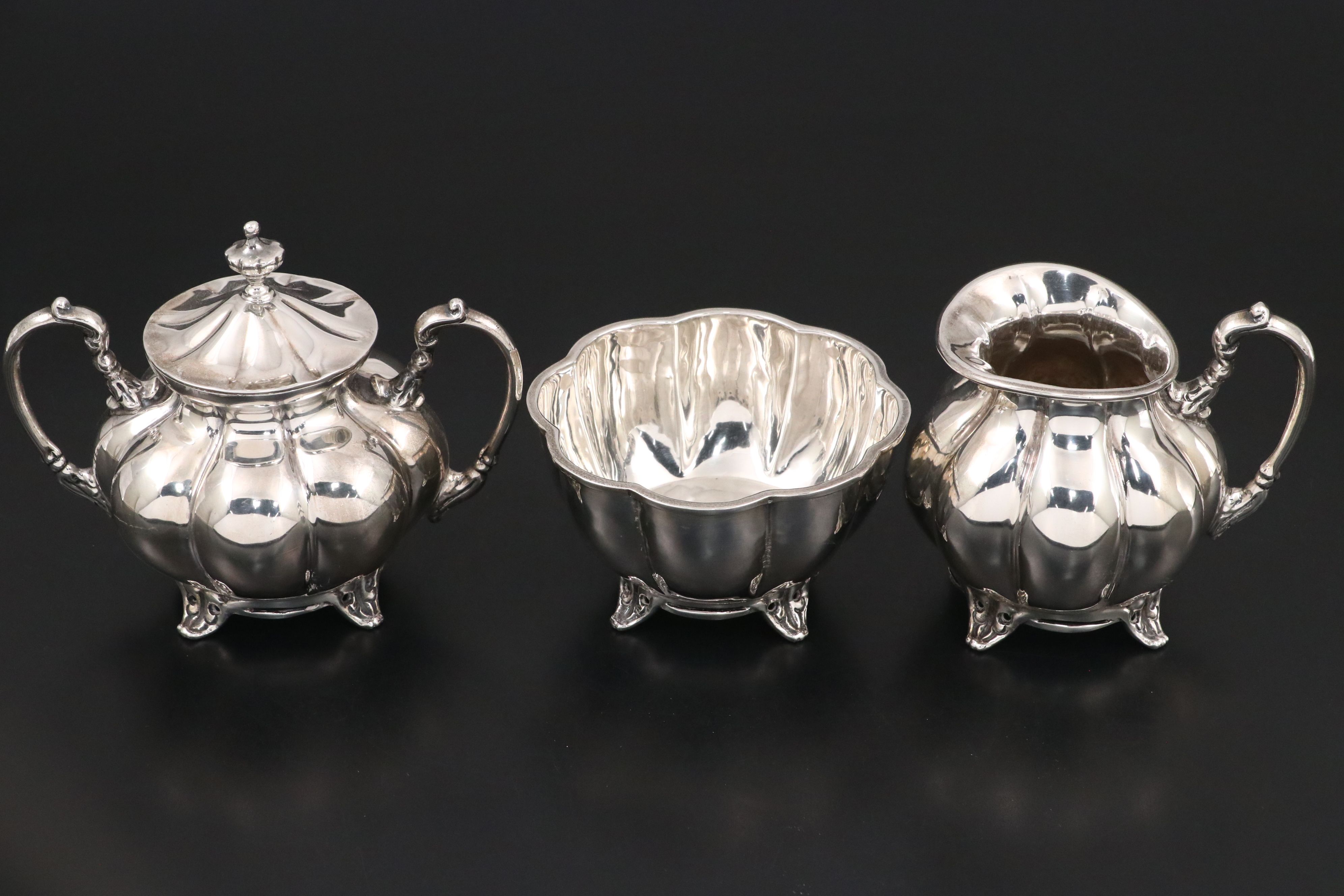Salvador de la Serna Mexican Sterling Silver Tea and Coffee Service, Mid-20th C.