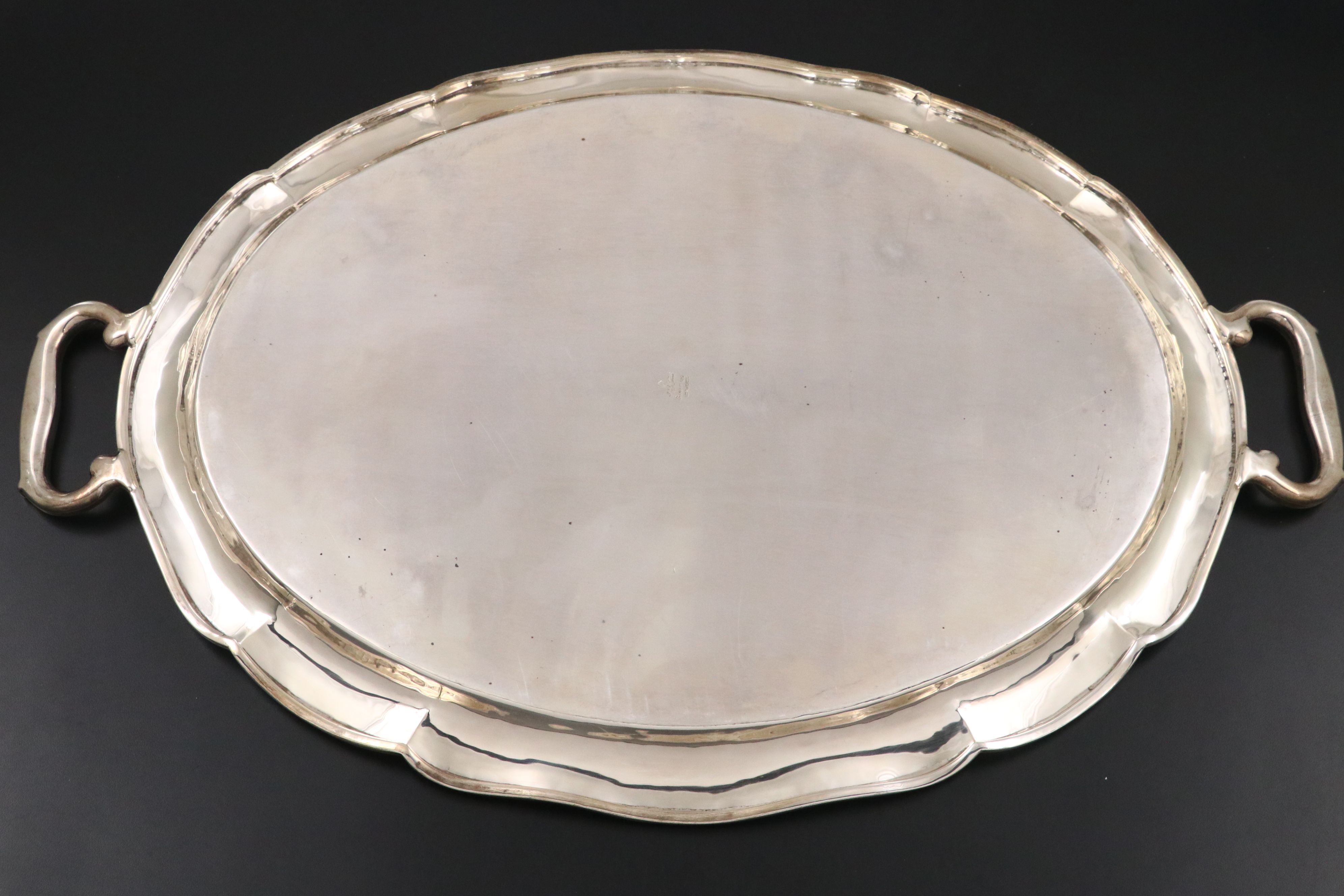 Salvador de la Serna Mexican Sterling Silver Tea and Coffee Service, Mid-20th C.