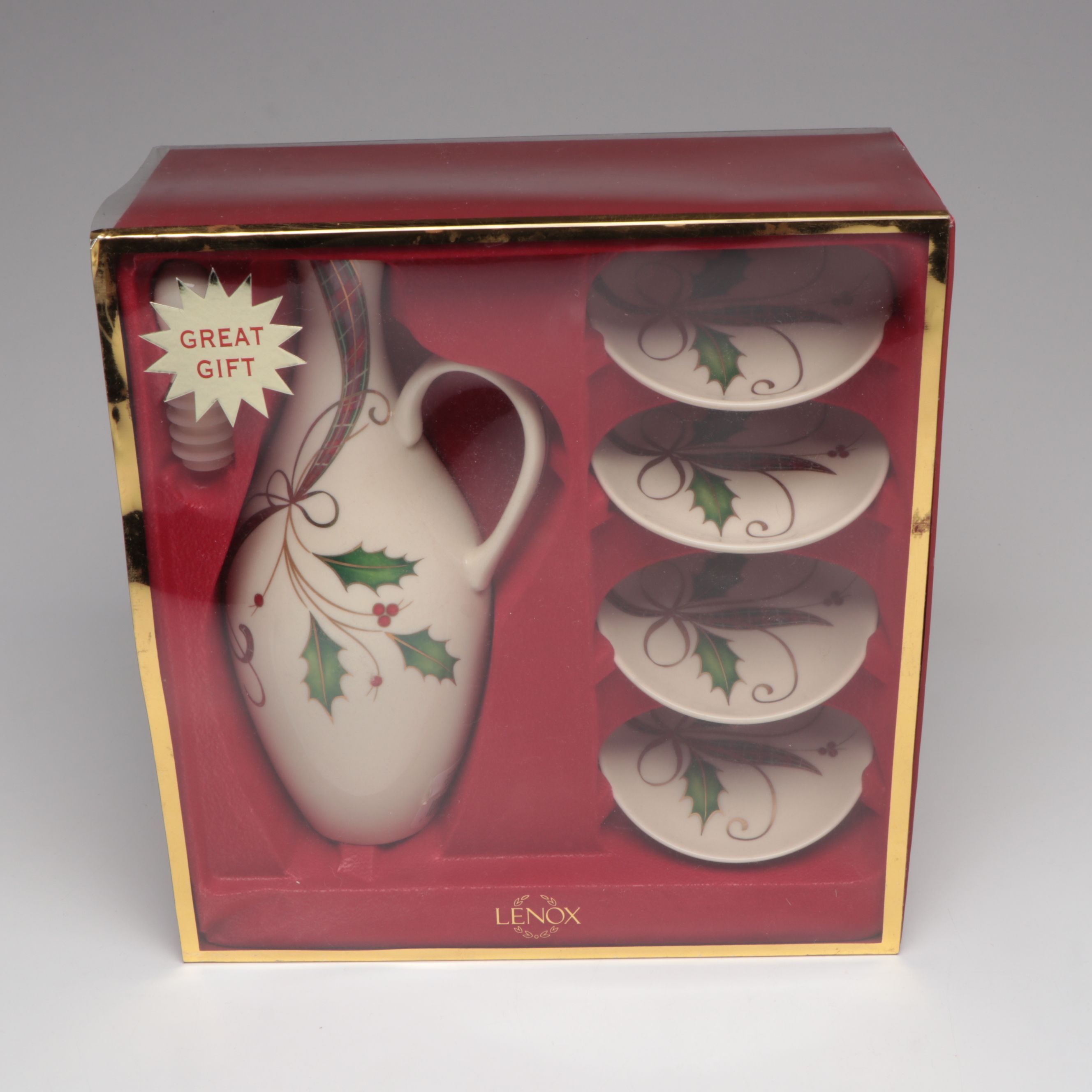Lenox "Holiday Nouveau" Dinnerware and Table Accessories