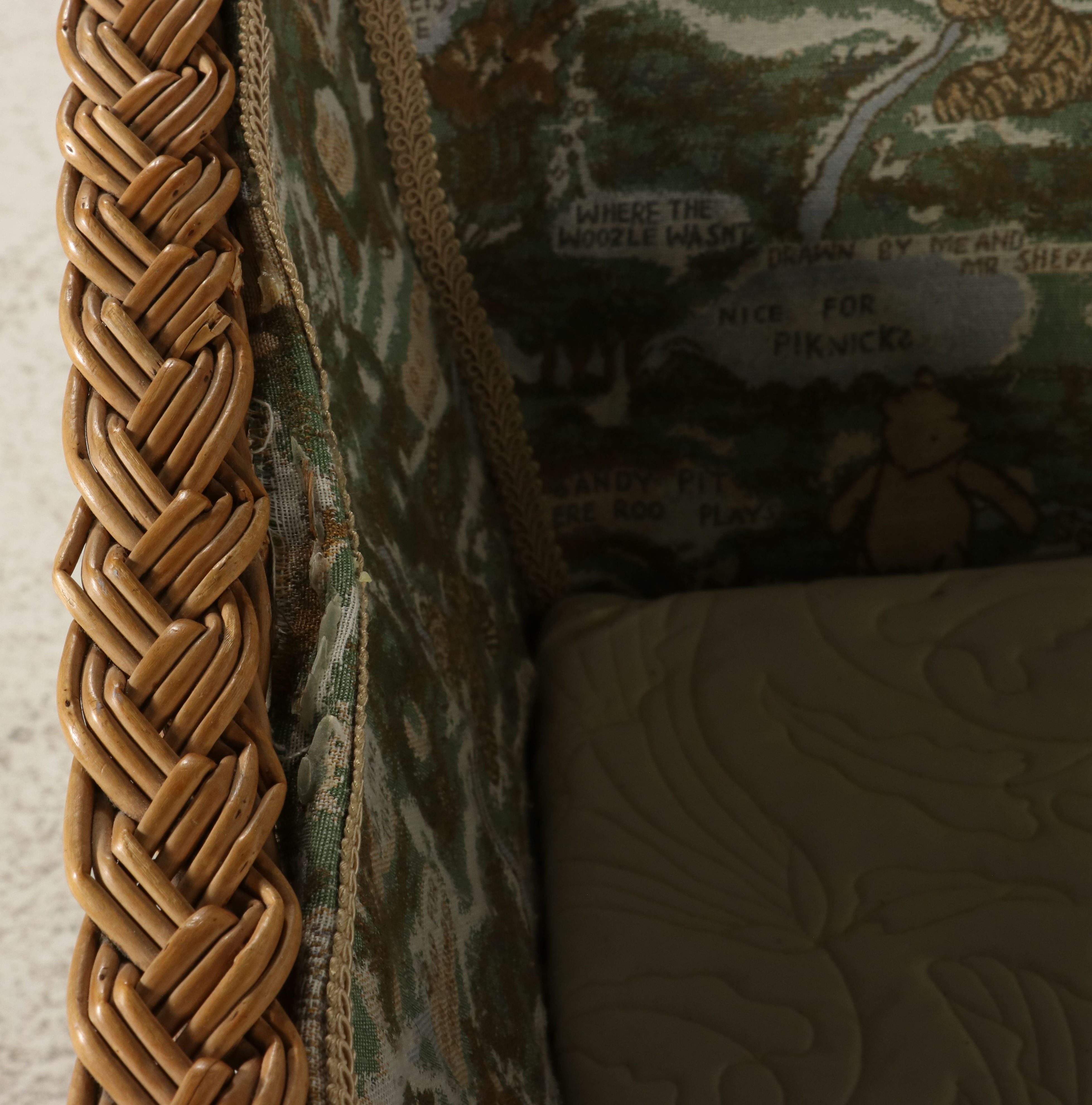 Victorian-Style Wicker Baby Carriage with "Winnie the Pooh" Tapestry Lining