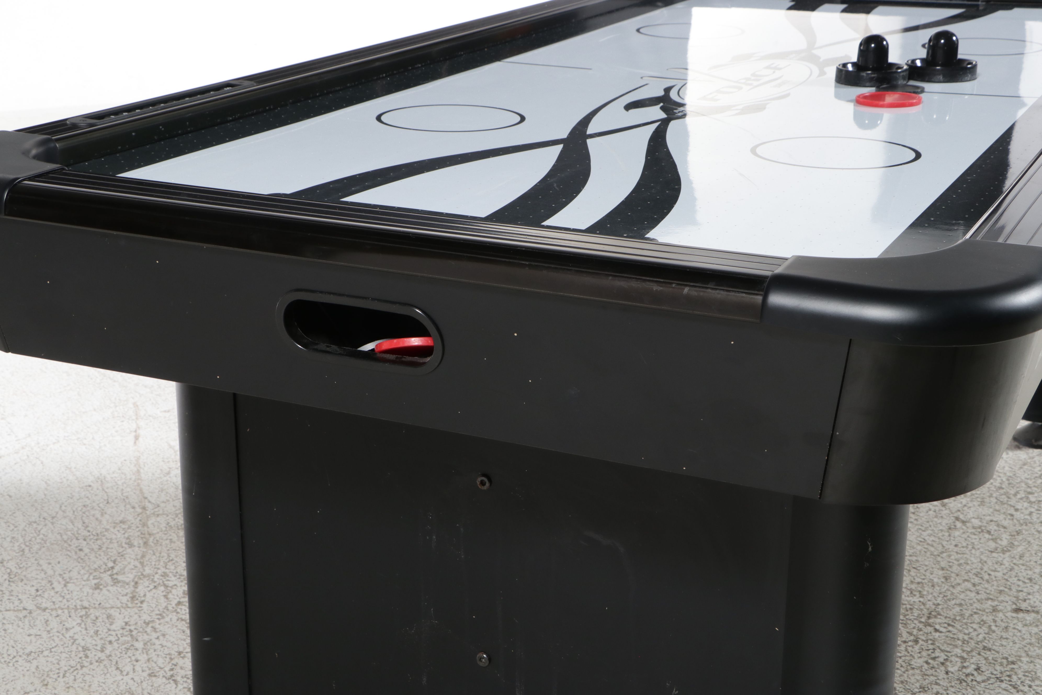 Brunswick V-Force Air Hockey Table