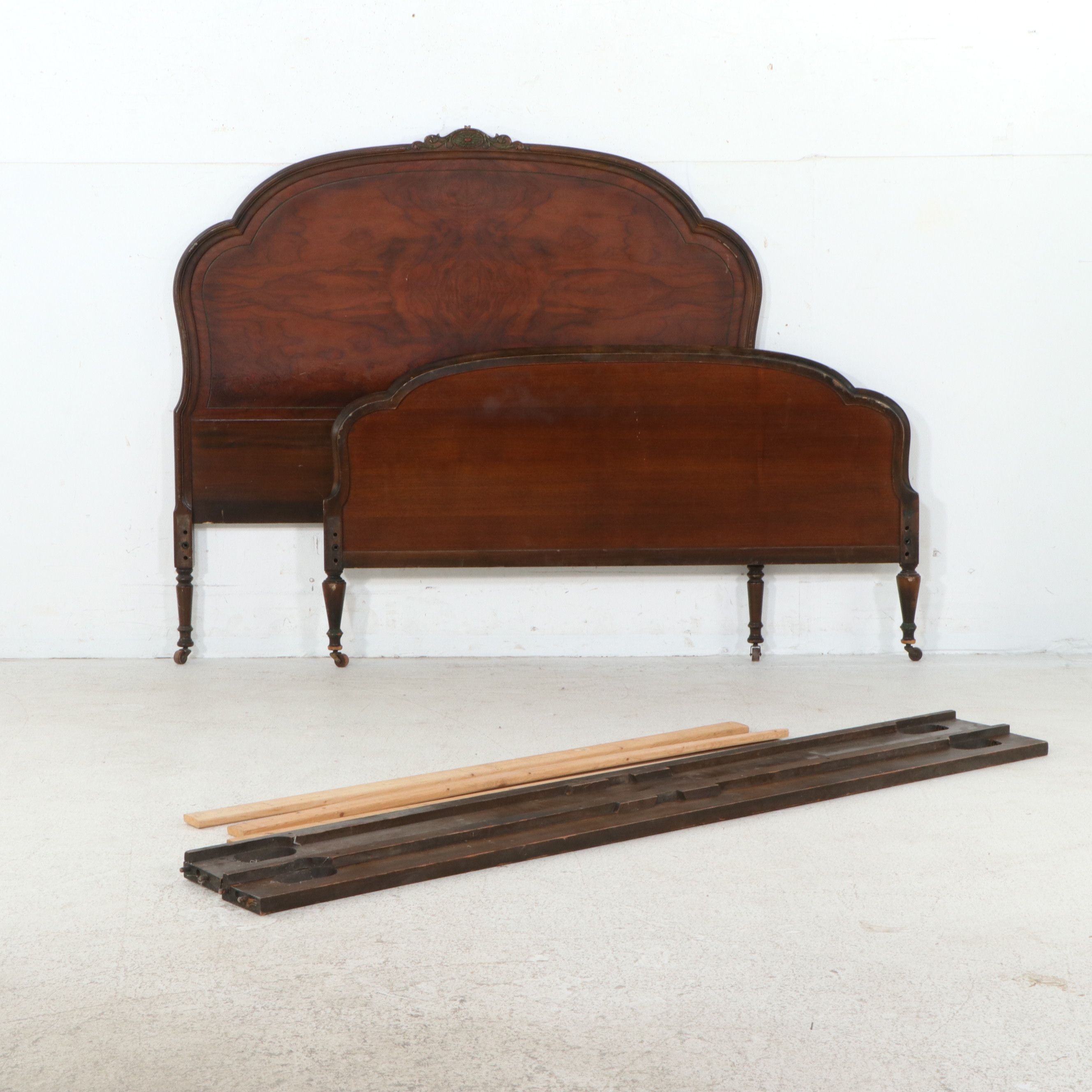French Louis XV Style Mahogany Bed Frame with Marquetry, Early 20th Century