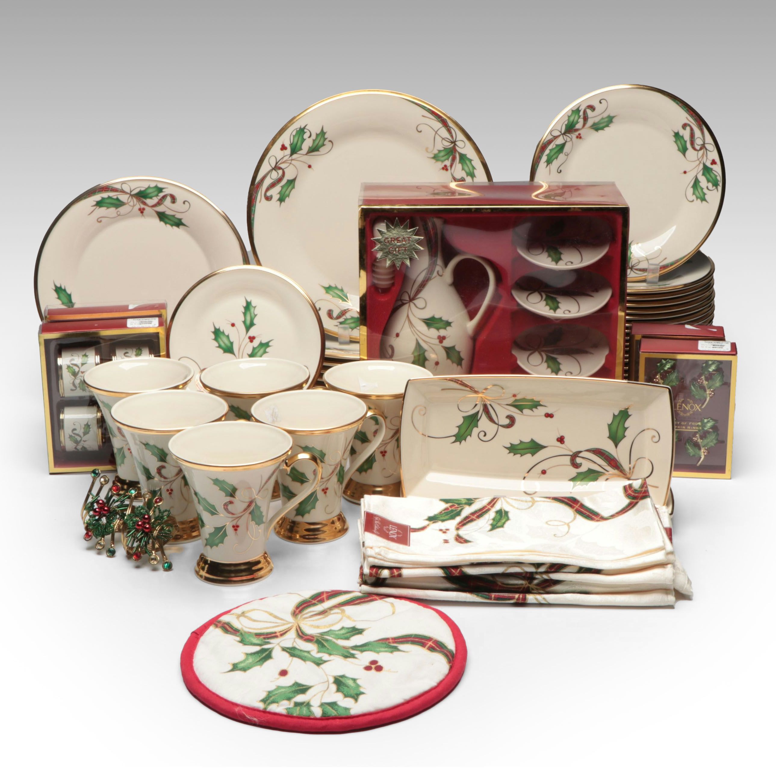 Lenox "Holiday Nouveau" Dinnerware and Table Accessories