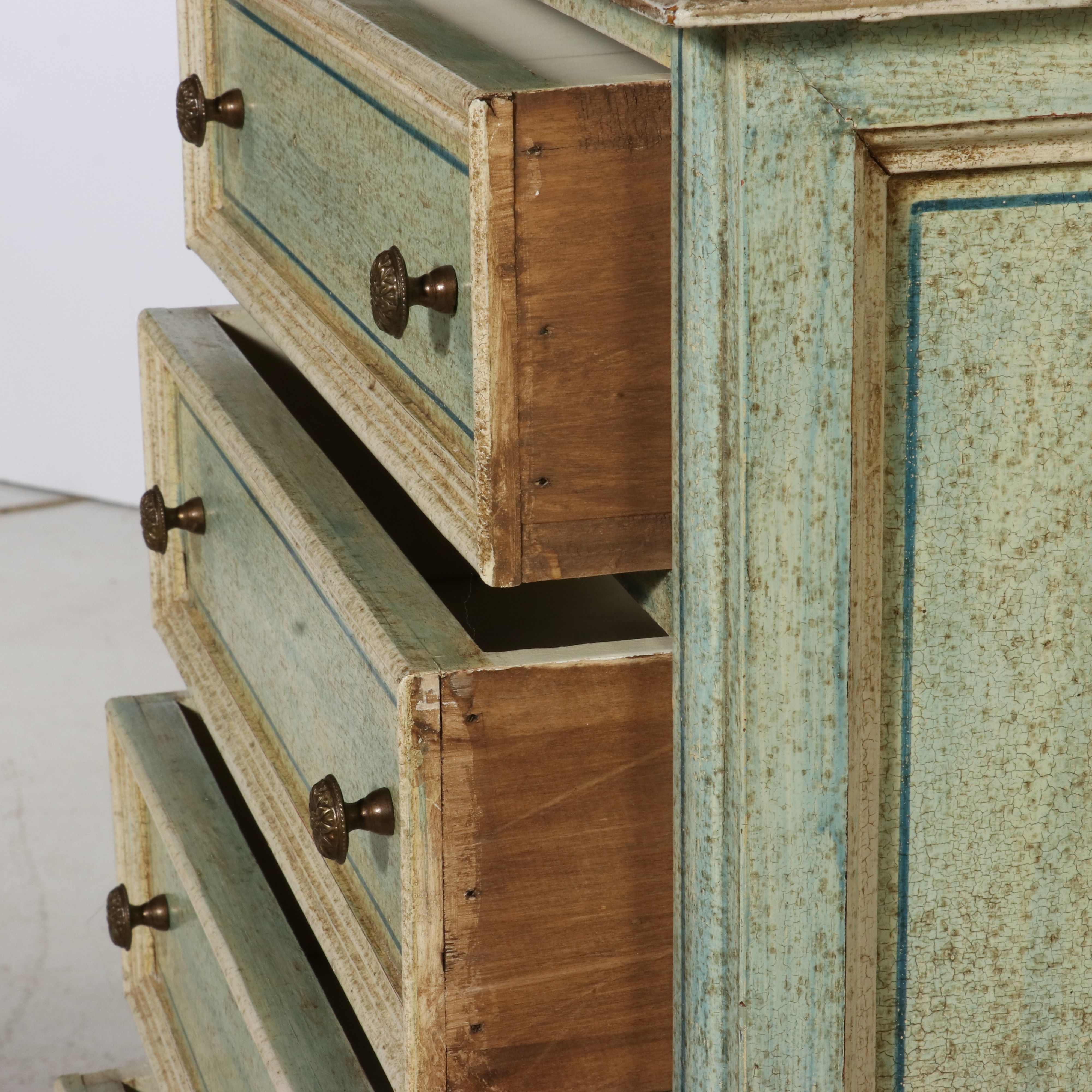 Italian Neoclassical Style Hand-Painted Distressed Seven-Drawer Semainier