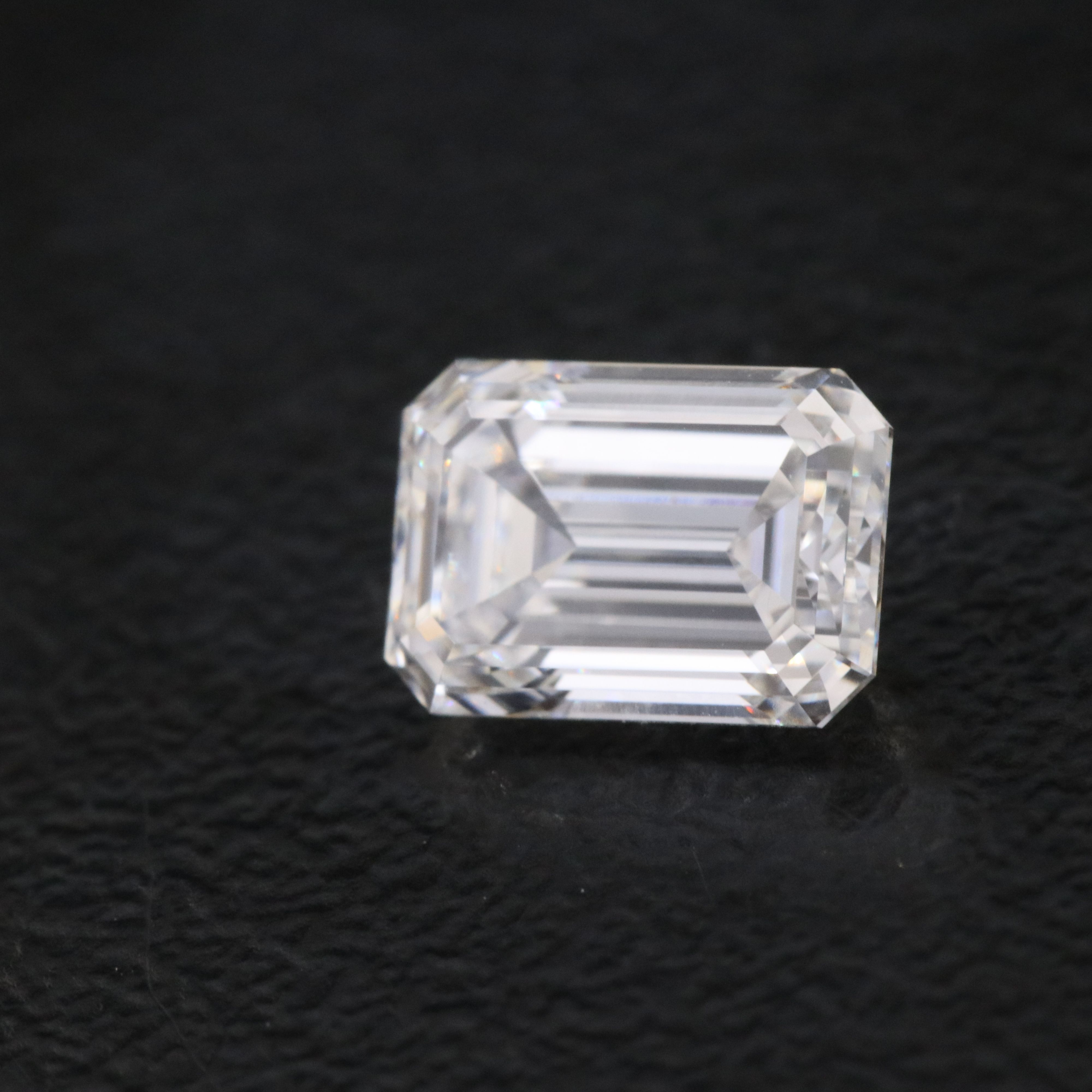 Loose 1.10 CT Lab Grown Diamond with IGI Report