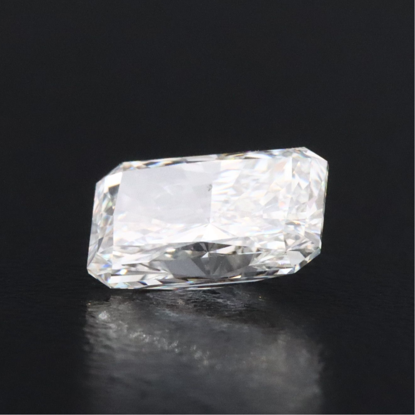 Loose 1.43 CT Lab Grown Diamond with IGI Report