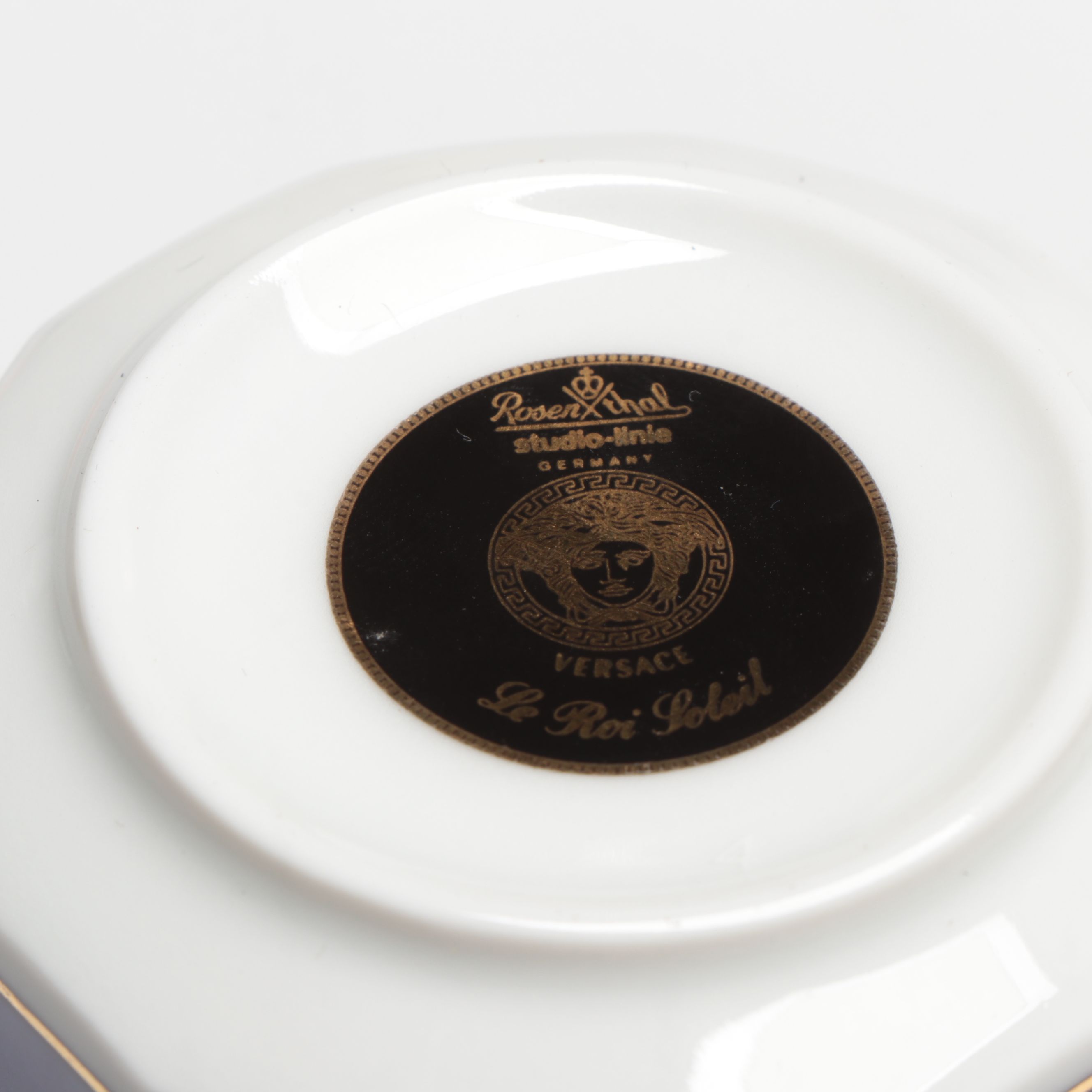Rosenthal for Versace "Le Roi Soleil" 17-Piece Porcelain Dinnerware