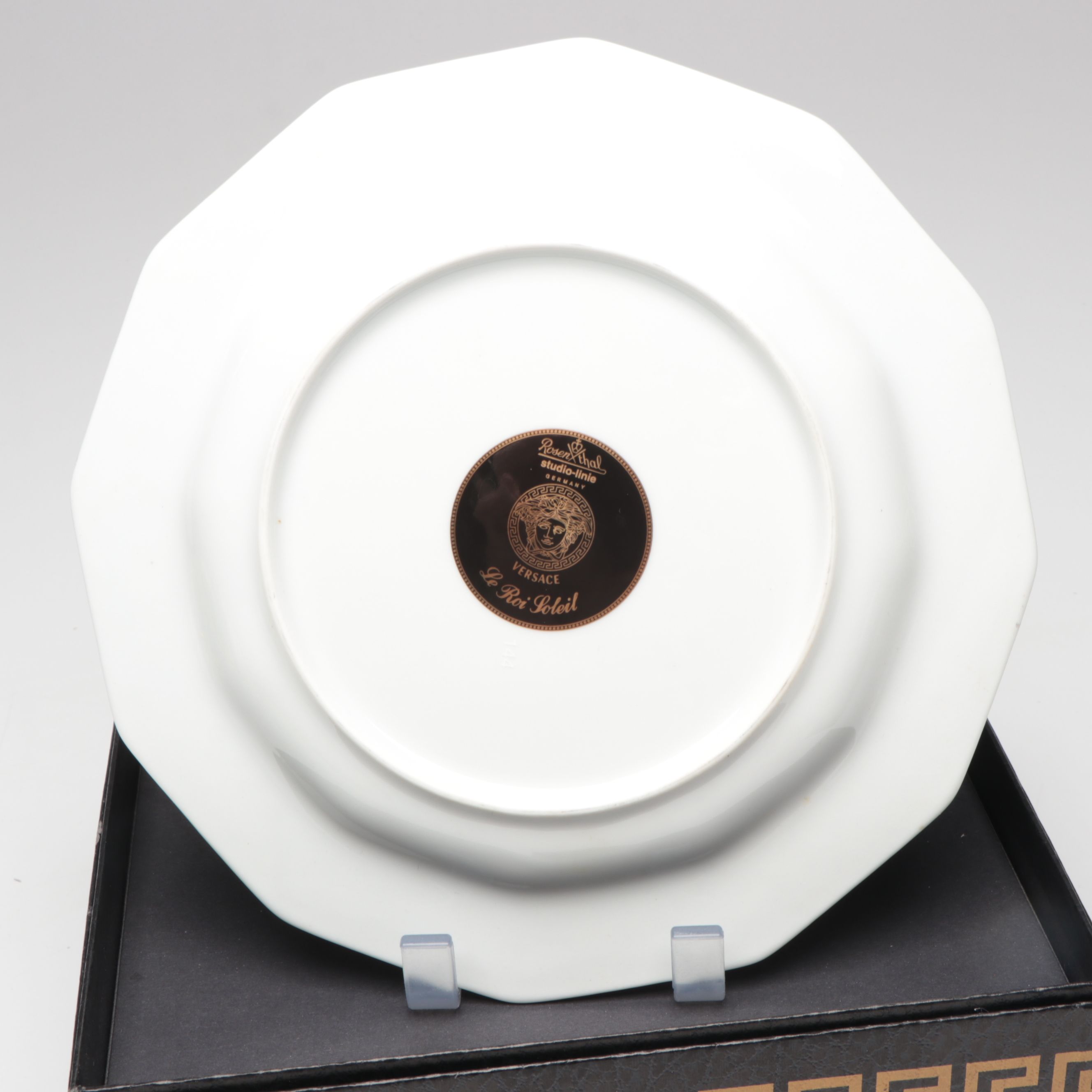 Rosenthal for Versace "Le Roi Soleil" 17-Piece Porcelain Dinnerware