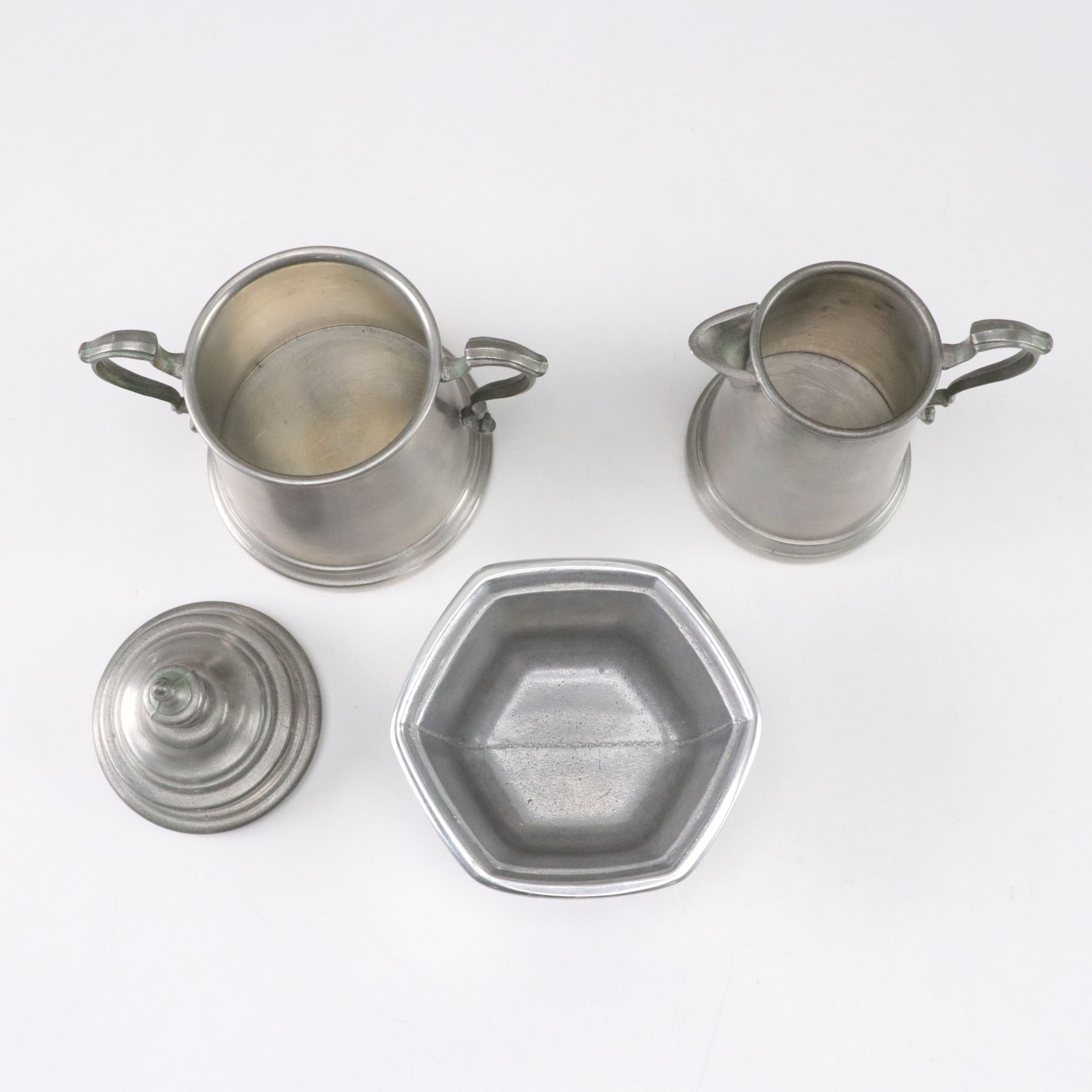 La Bottega del Peltro Centerpiece Bowl & Other Pewter Tableware