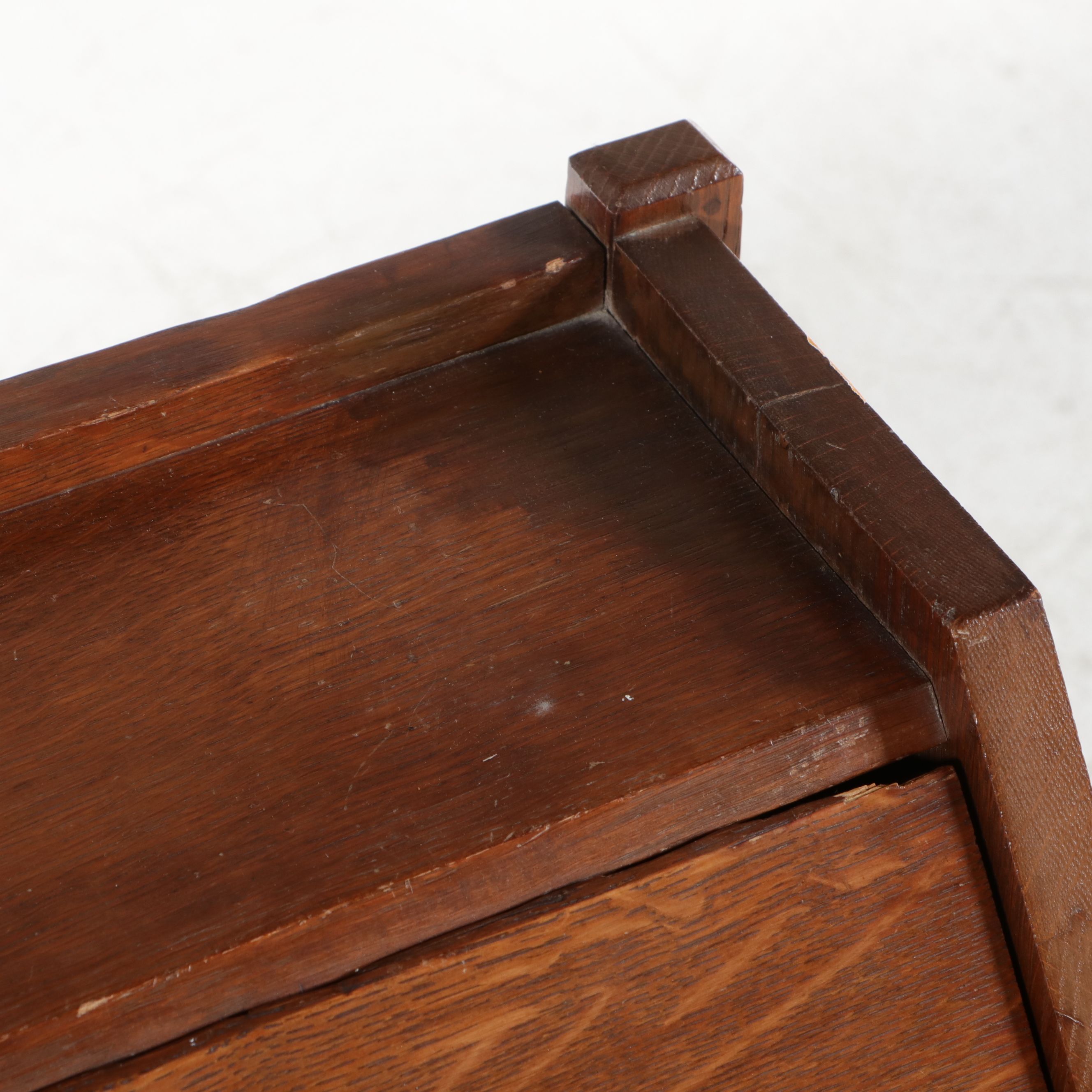 American Arts & Crafts Quartersawn Oak Slant-Front Desk, Early 20th Century