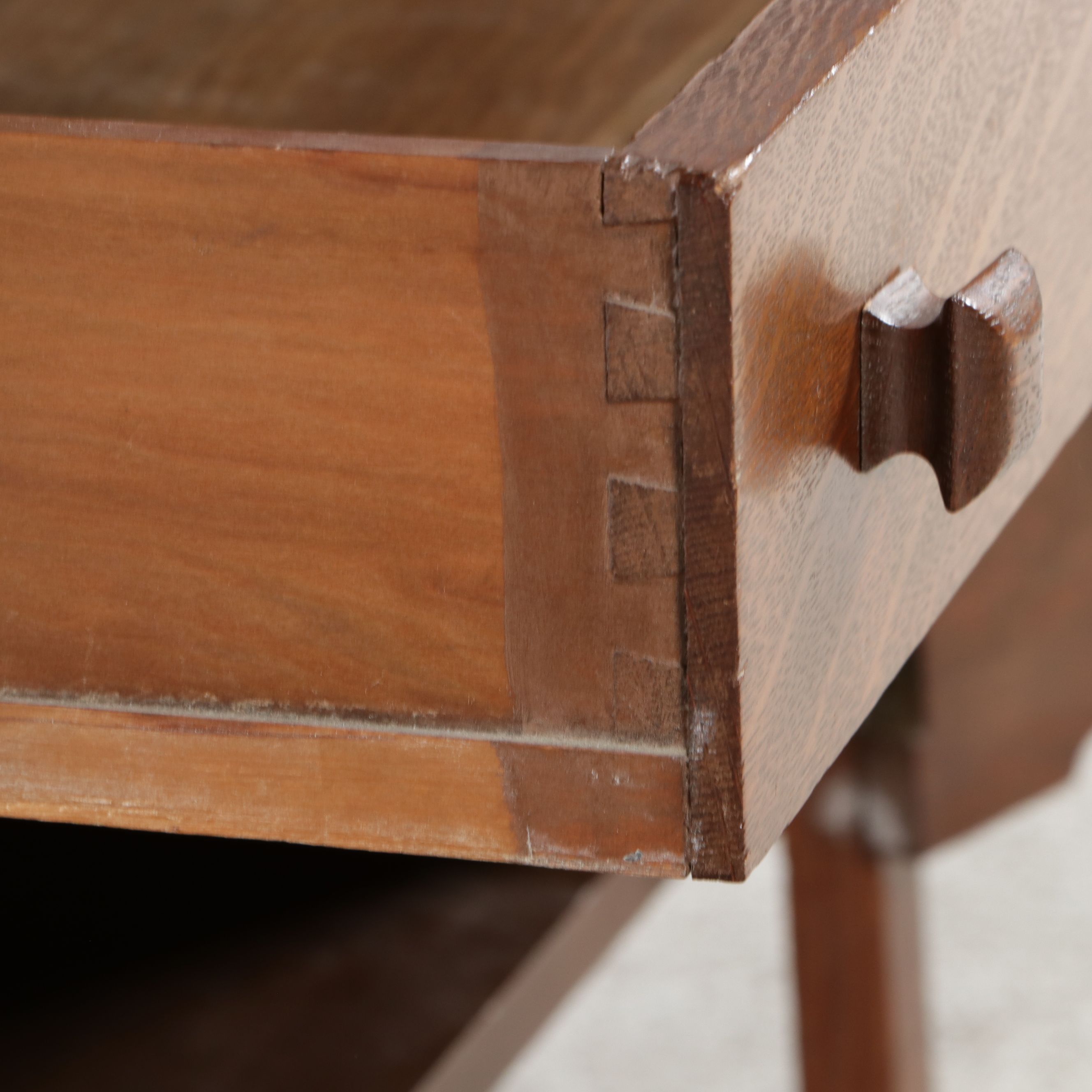 American Arts & Crafts Quartersawn Oak Slant-Front Desk, Early 20th Century