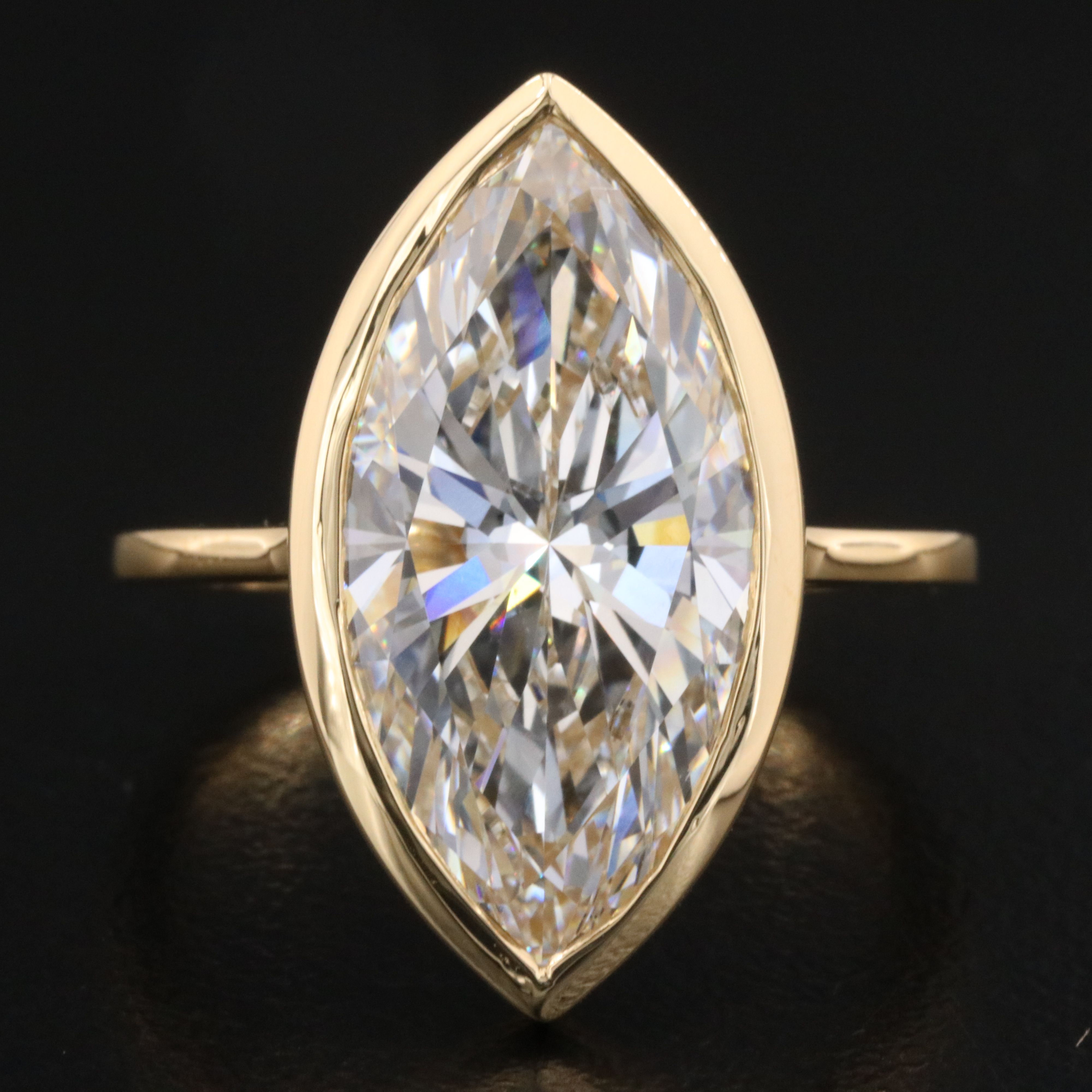 18K 7.00 CT Lab Grown Diamond Solitaire Ring with IGI Report