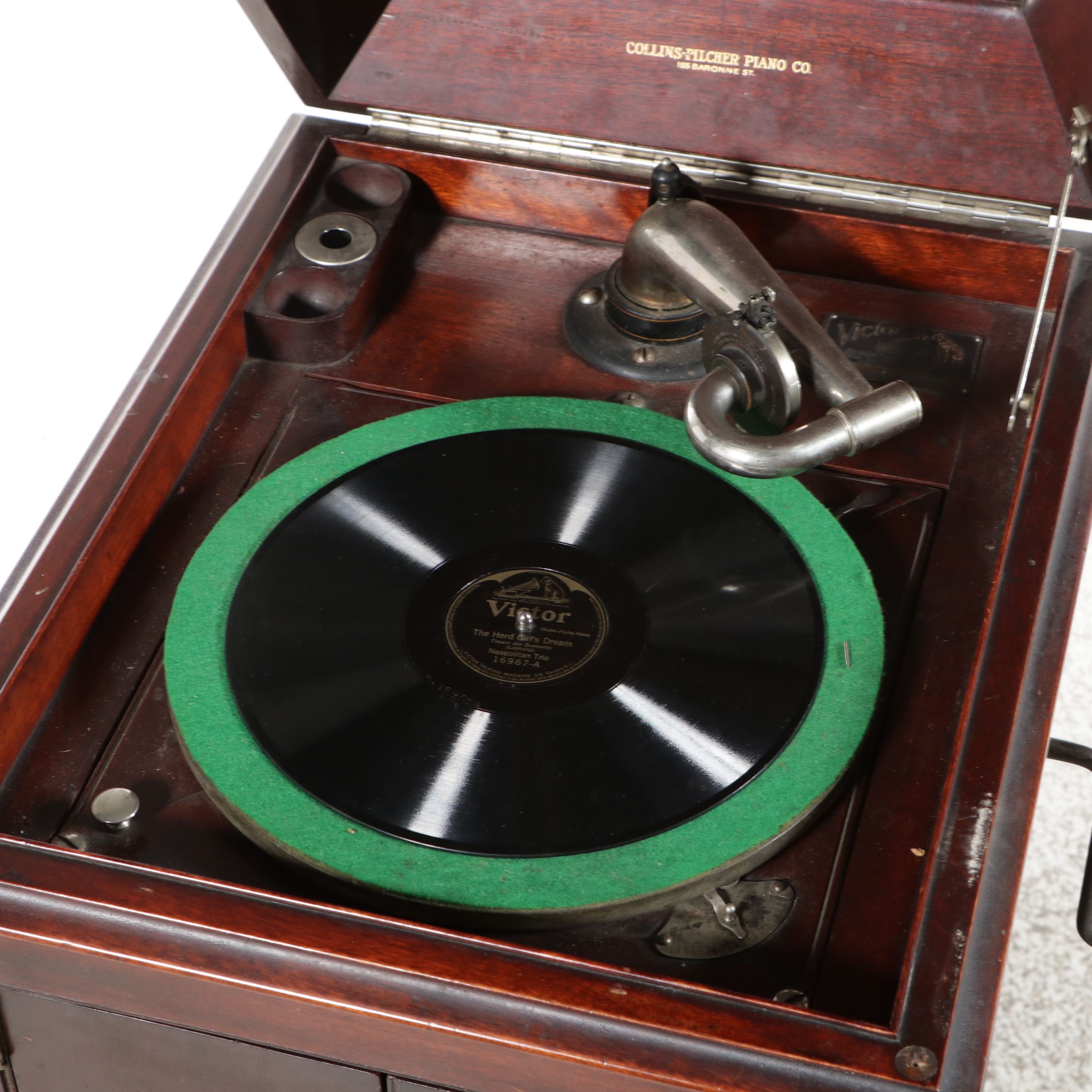 RCA Victor VV-X Enclosed Floor Cabinet Phonograph, circa 1915