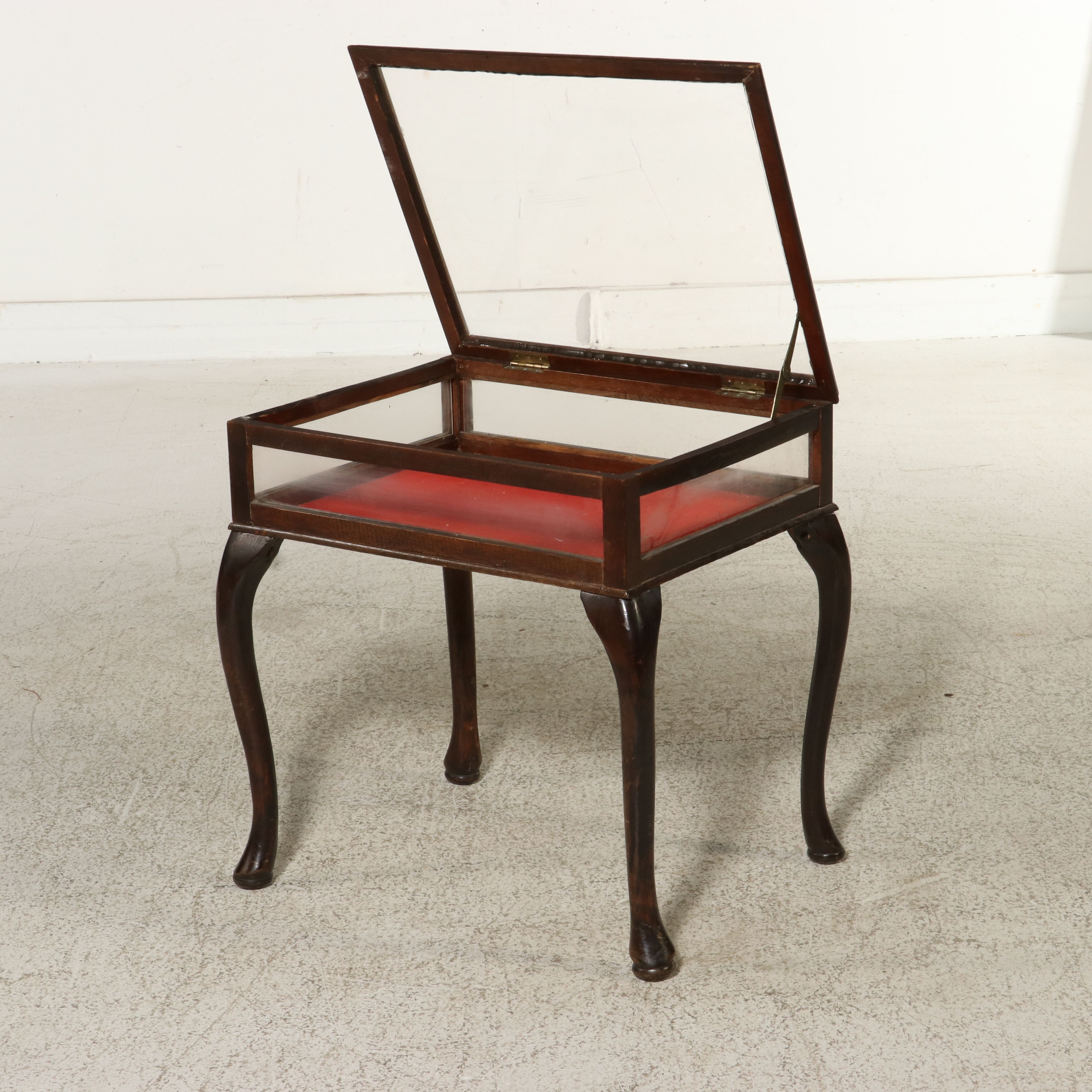 Pair of Queen Anne Style Mahogany Bijouterie Tables