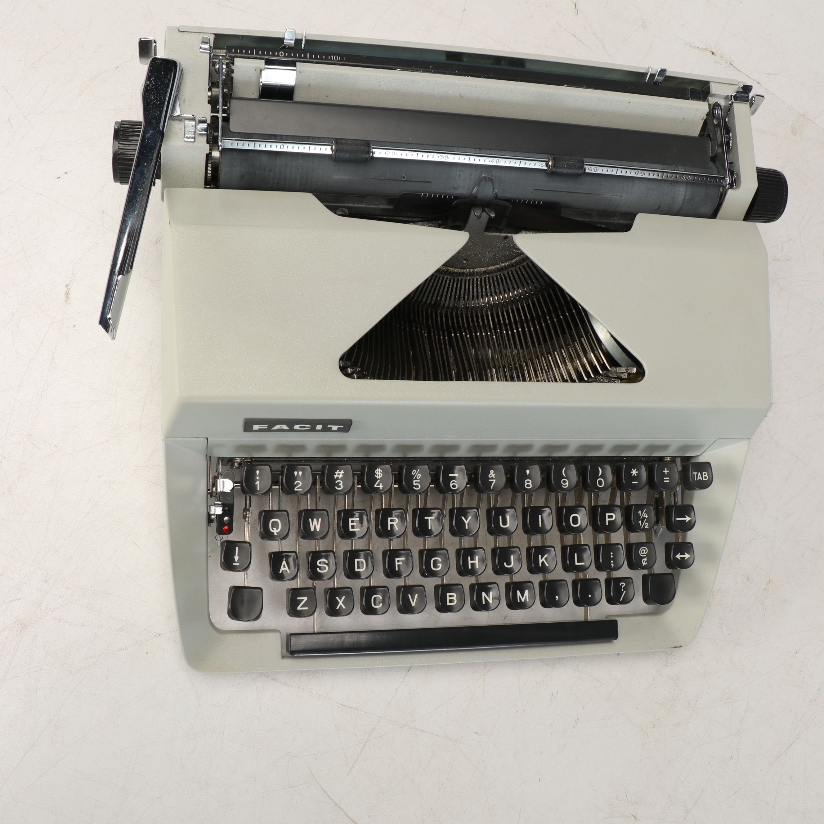 Facit TP2 Portable Typewriter in Case