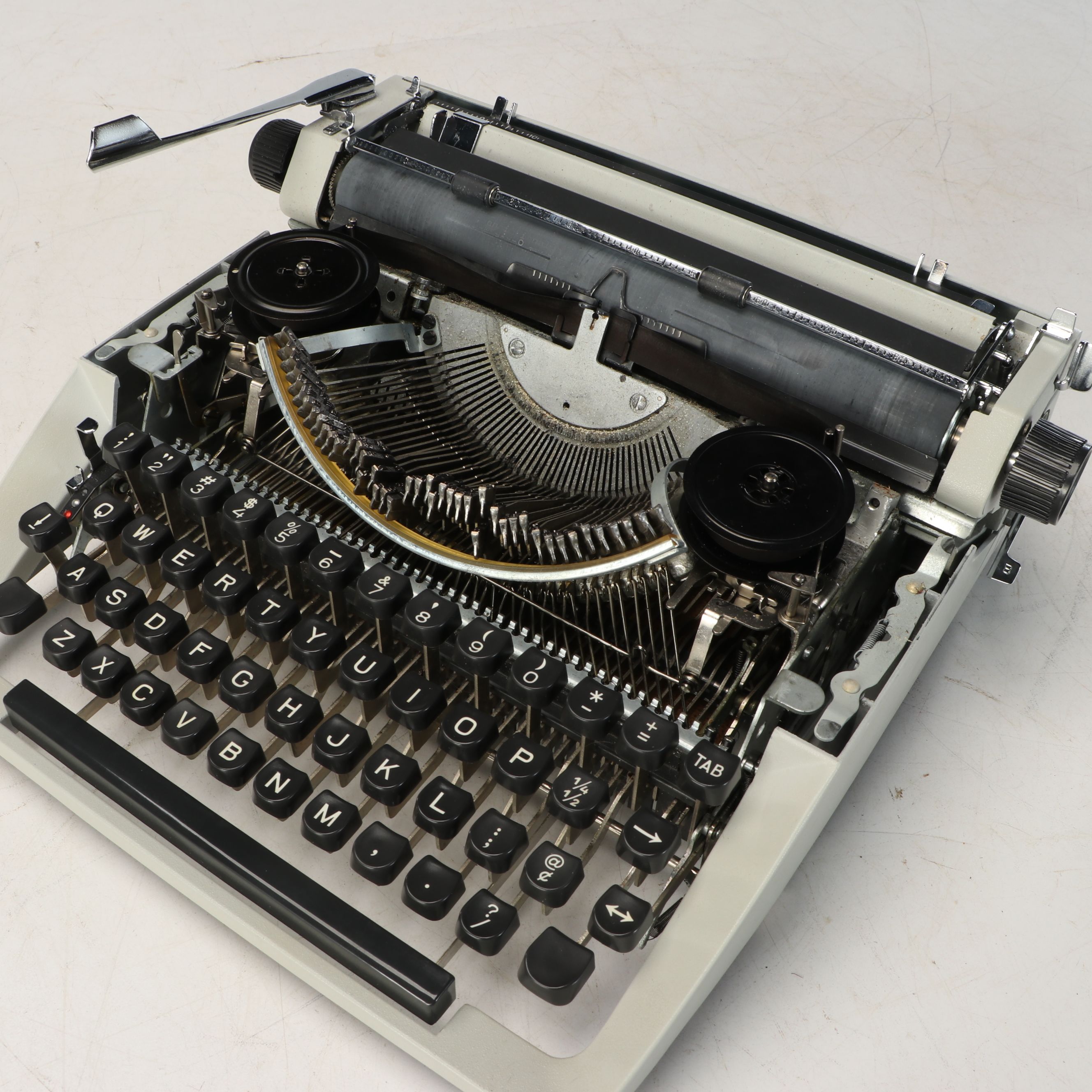 Facit TP2 Portable Typewriter in Case