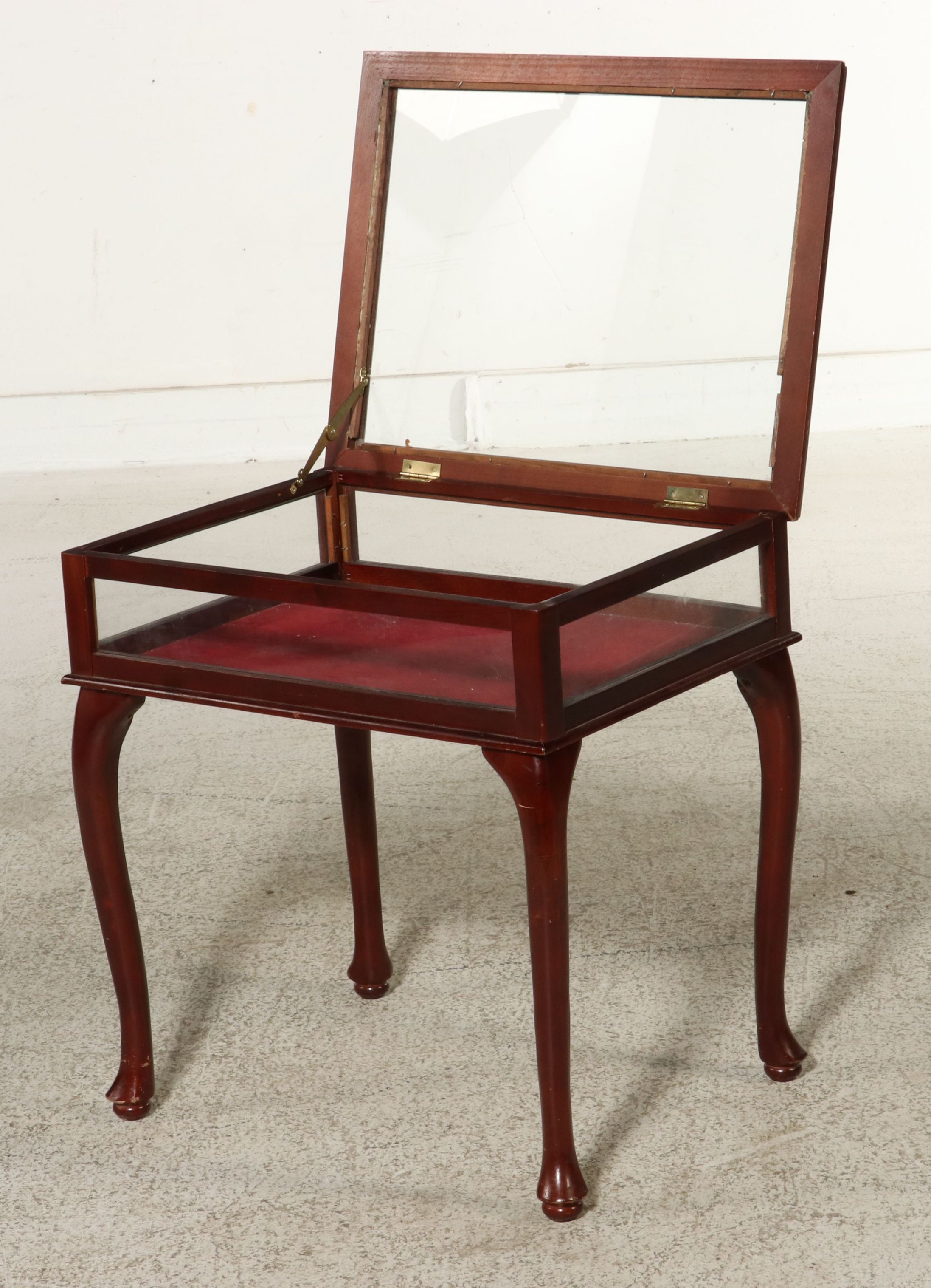 Pair of Queen Anne Style Mahogany Bijouterie Tables