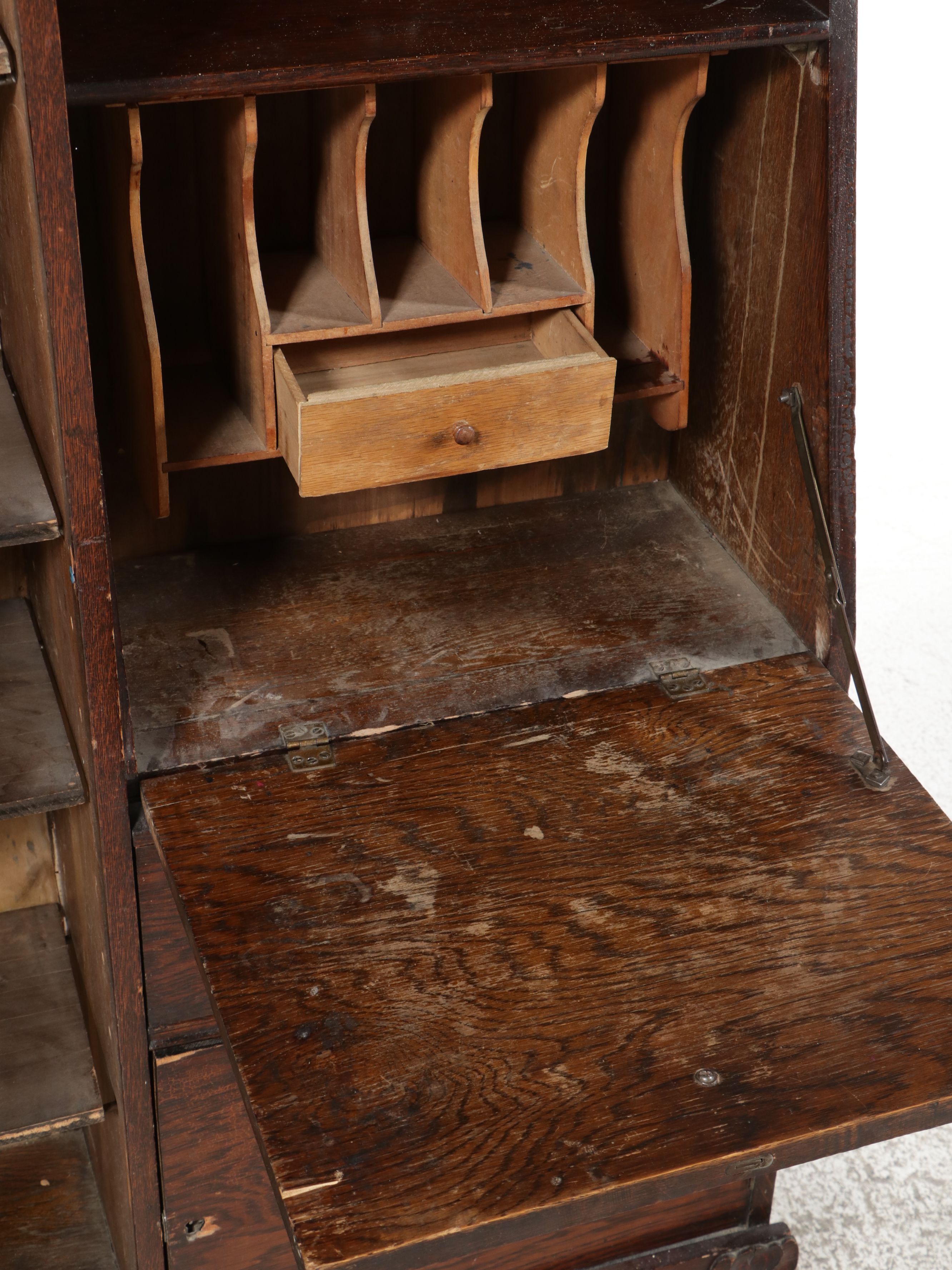 Victorian Oak Side-by-Side, Late 19th to Early 20th Century