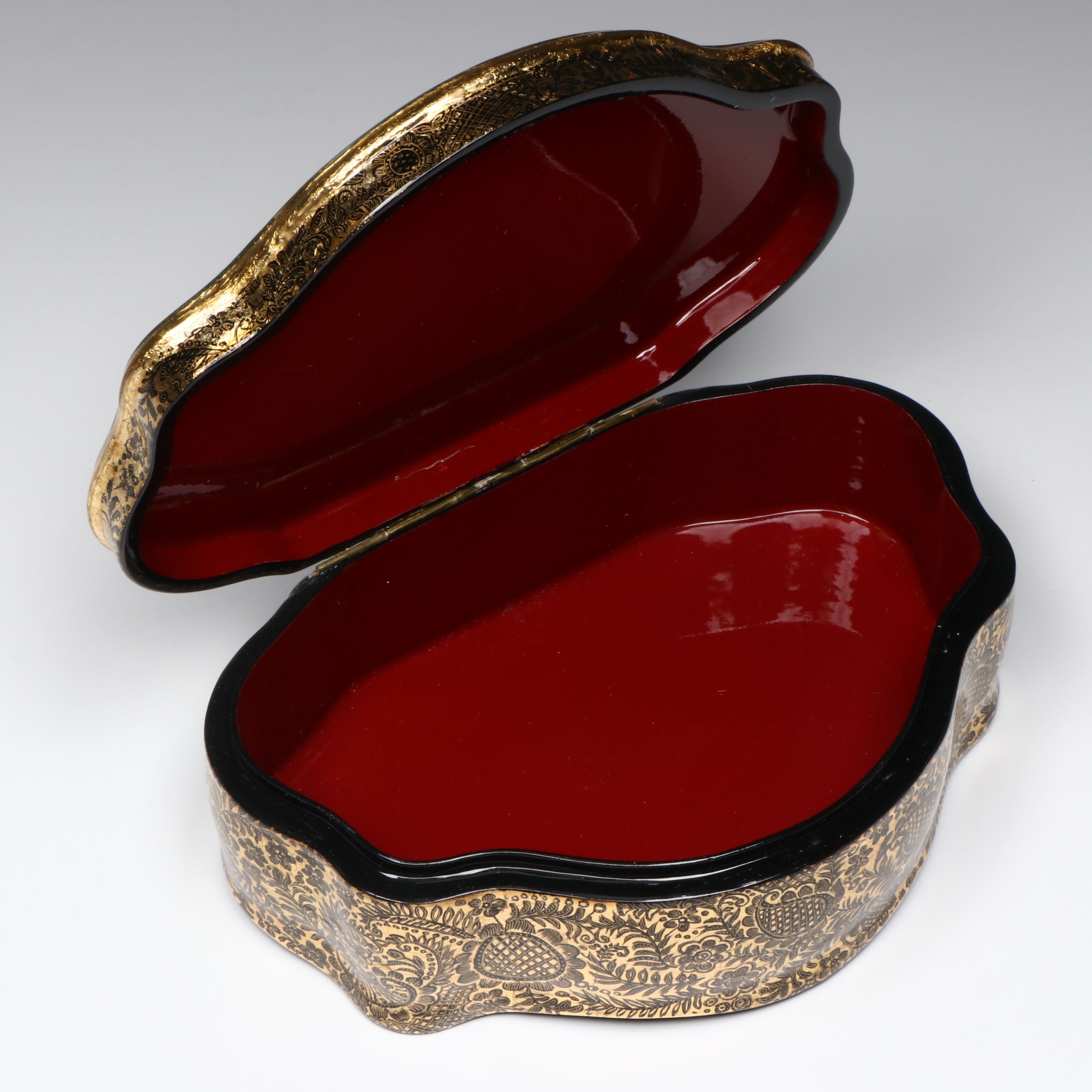 Russian Fedoskino Hand-Painted Woman with Birds Lacquerware Box