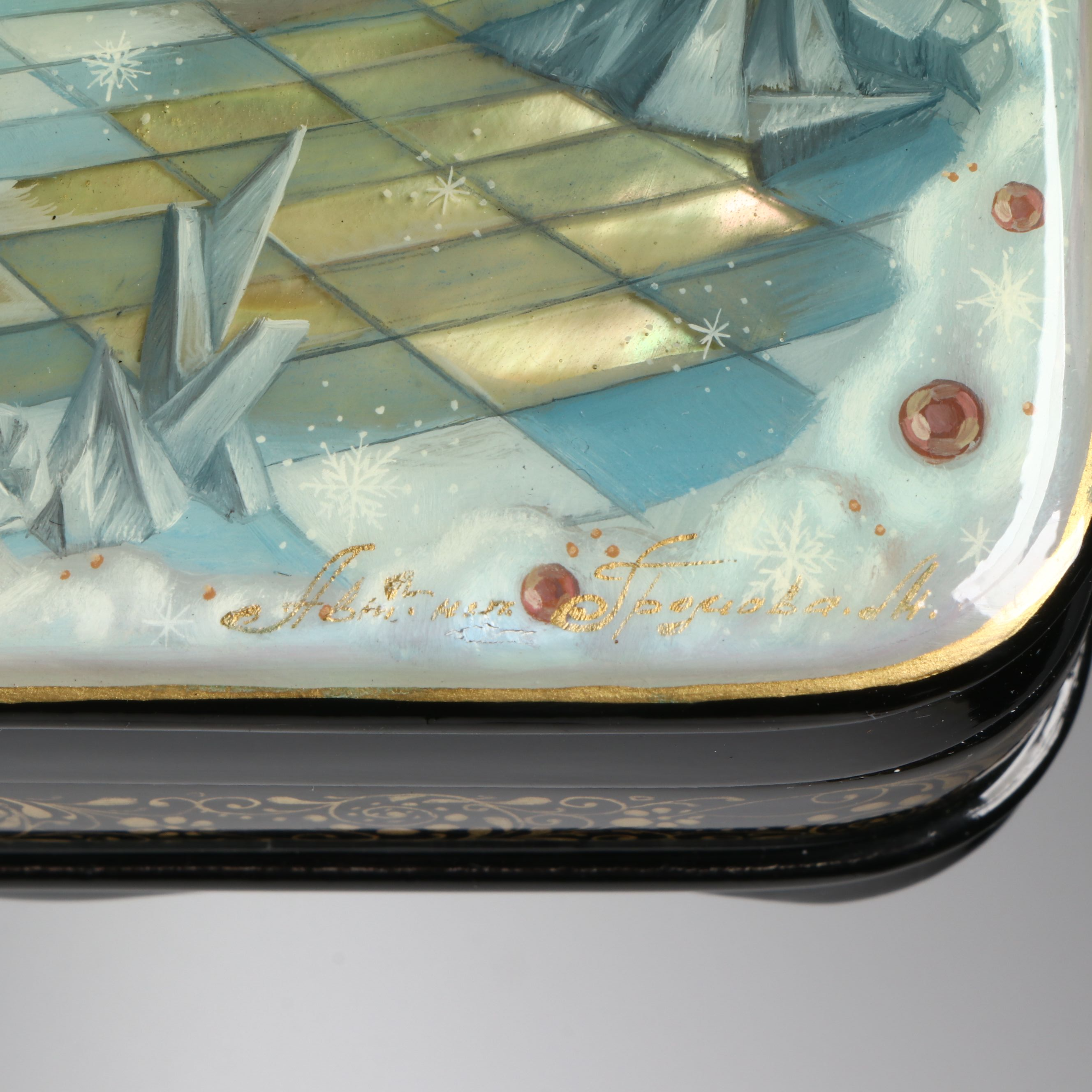 Russian Fedoskino Hand-Painted Fairy Tale Inspired Lacquerware Box