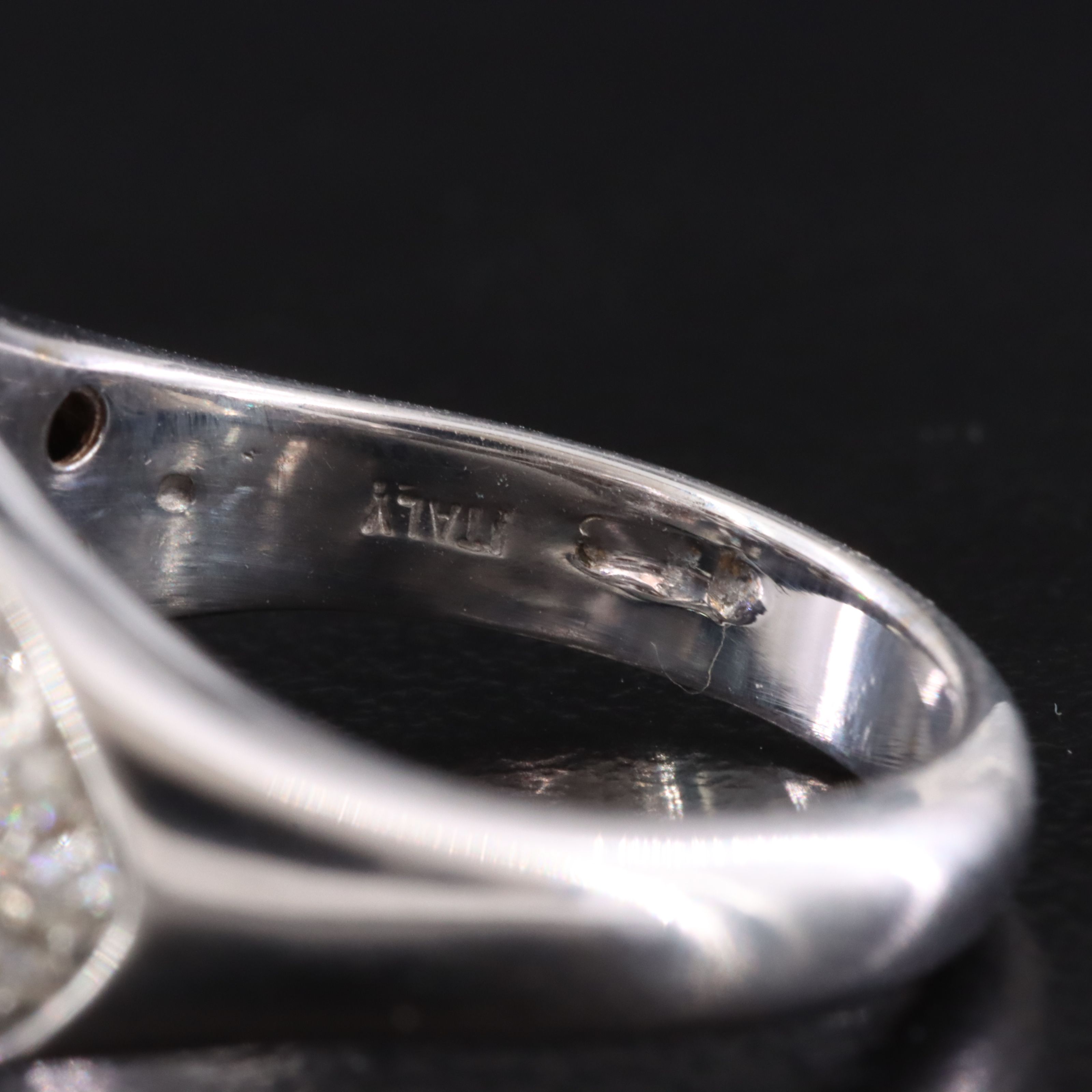 18K 1.60 CTW Pavé Diamond Saddle Ring