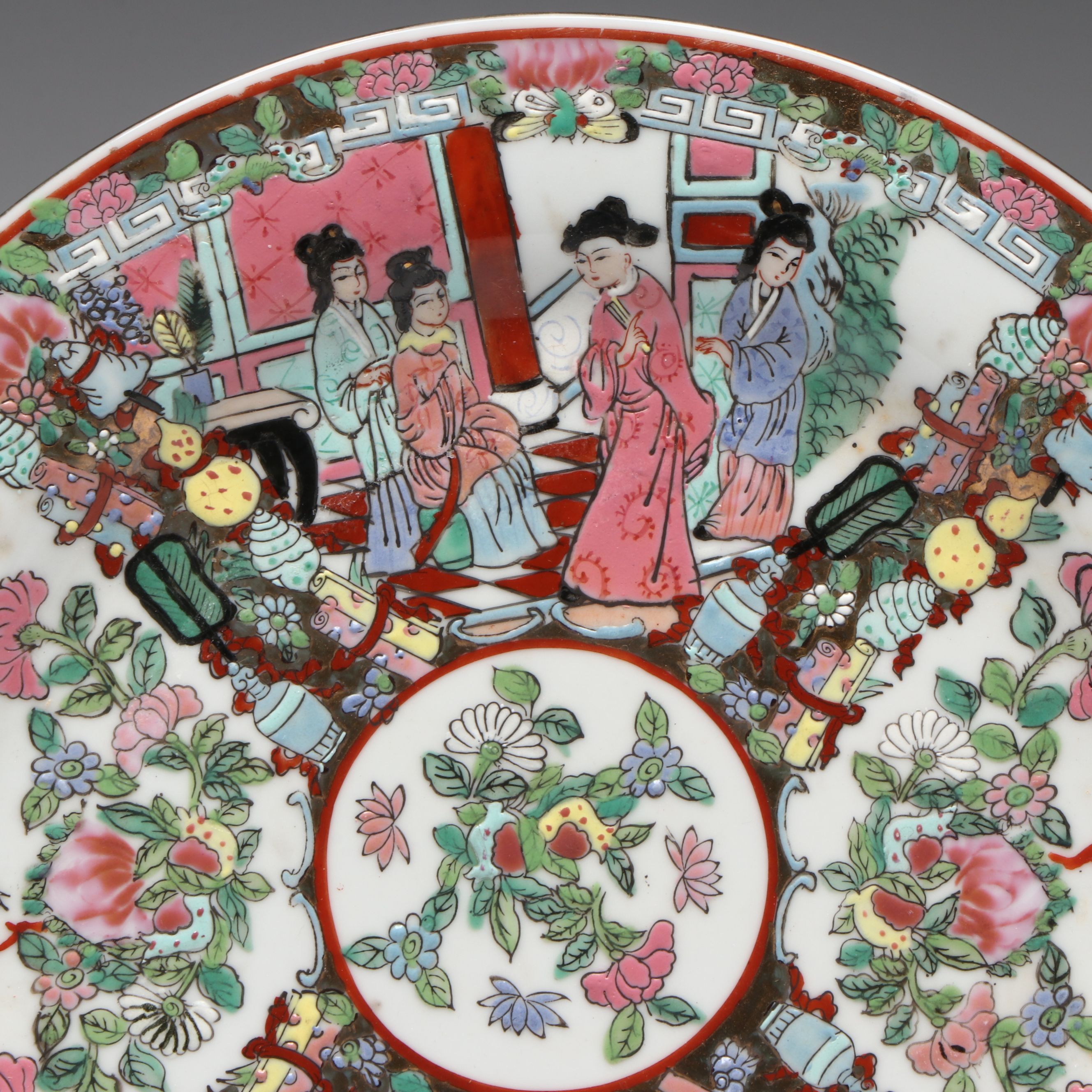 Chinese Rose Medallion Porcelain Plate