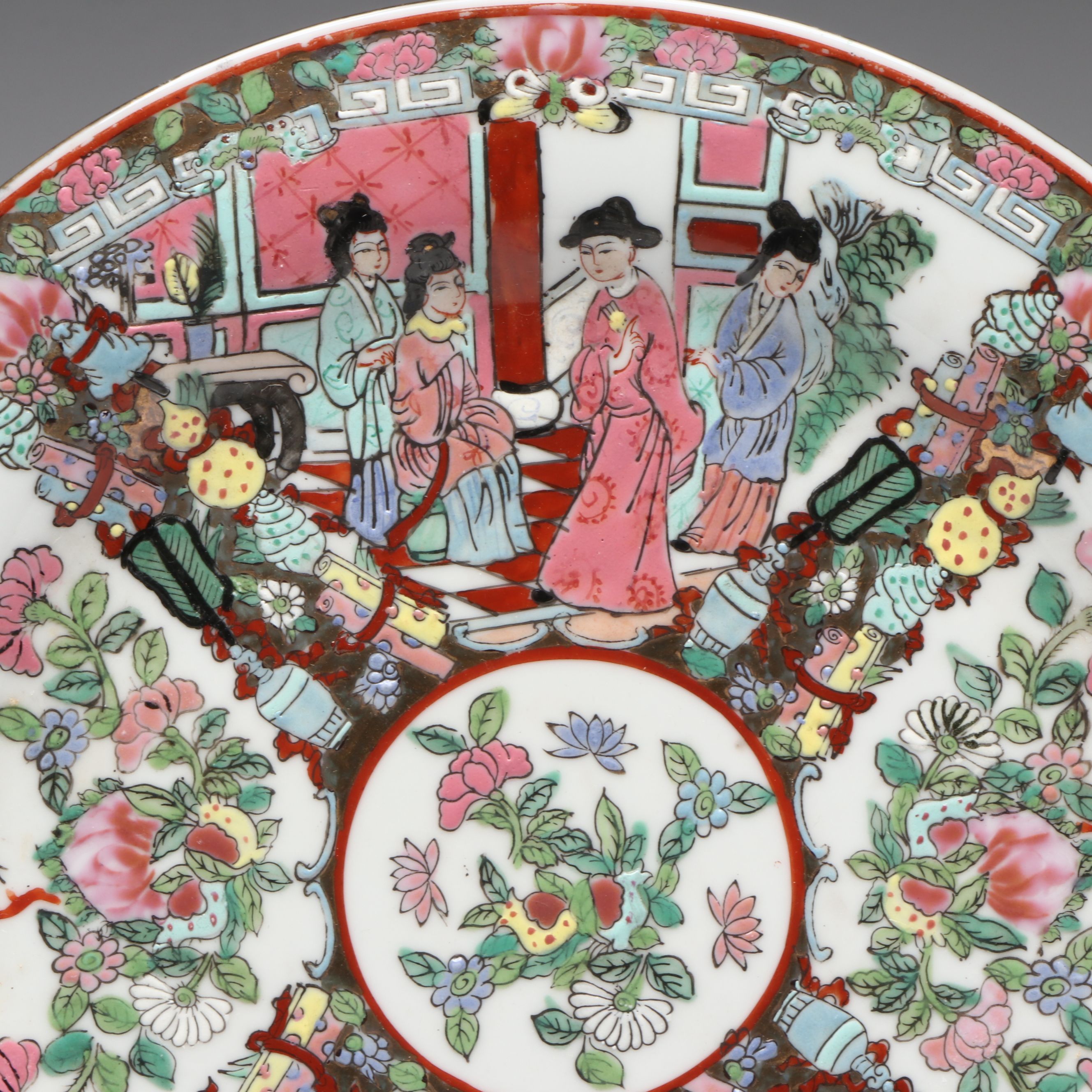 Chinese Rose Medallion Porcelain Plate
