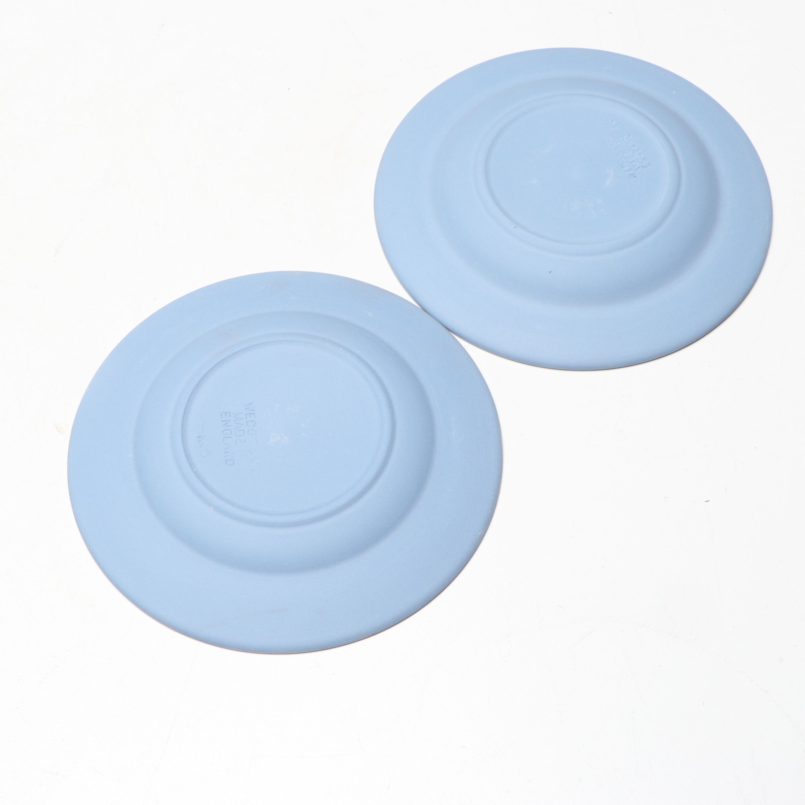 Wedgwood Jasperware State Seals and Signers with Similar Style Portraits