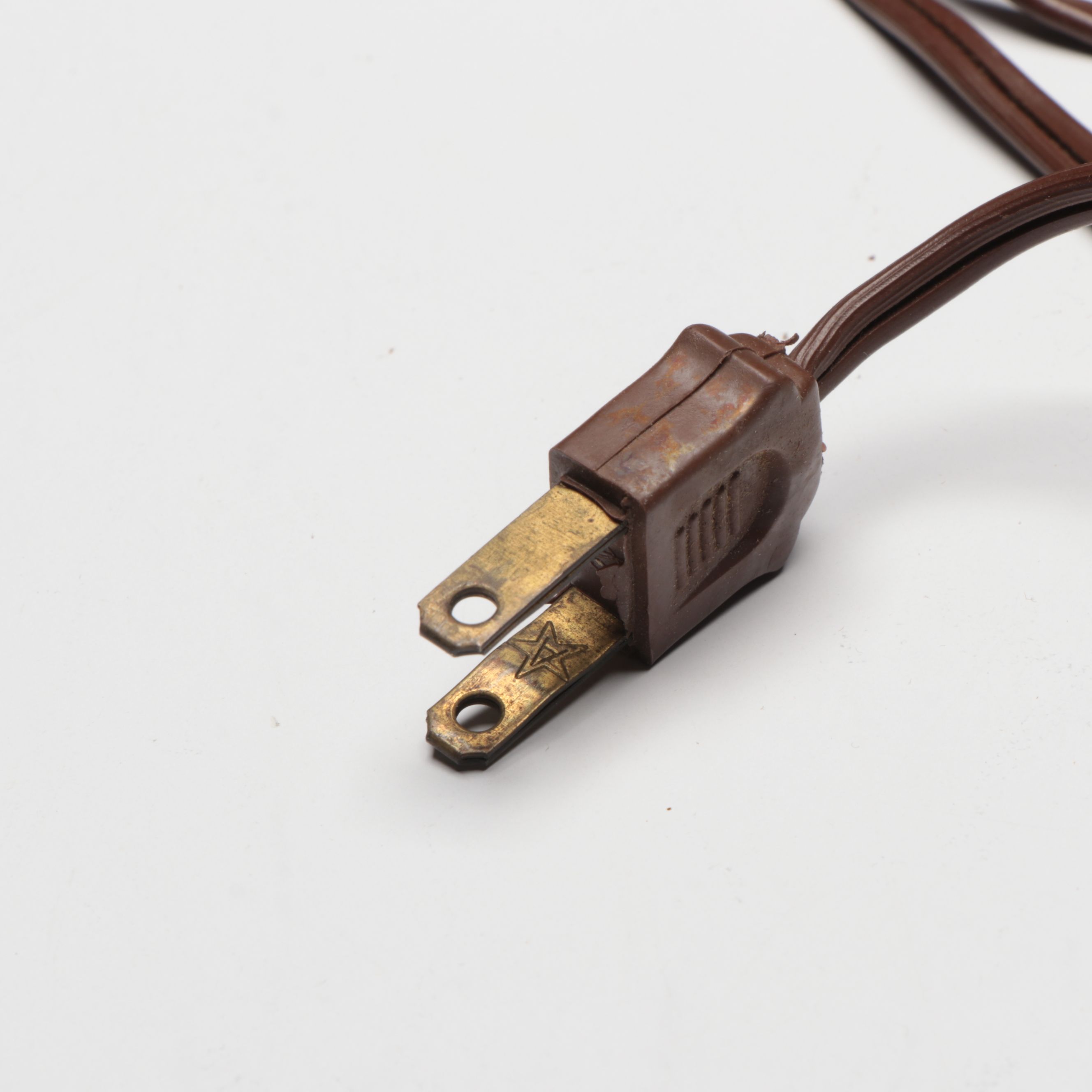 Atlantic Mold Bisque Nativity Figures with Lighted Crèche, Mid to Late 20th C.