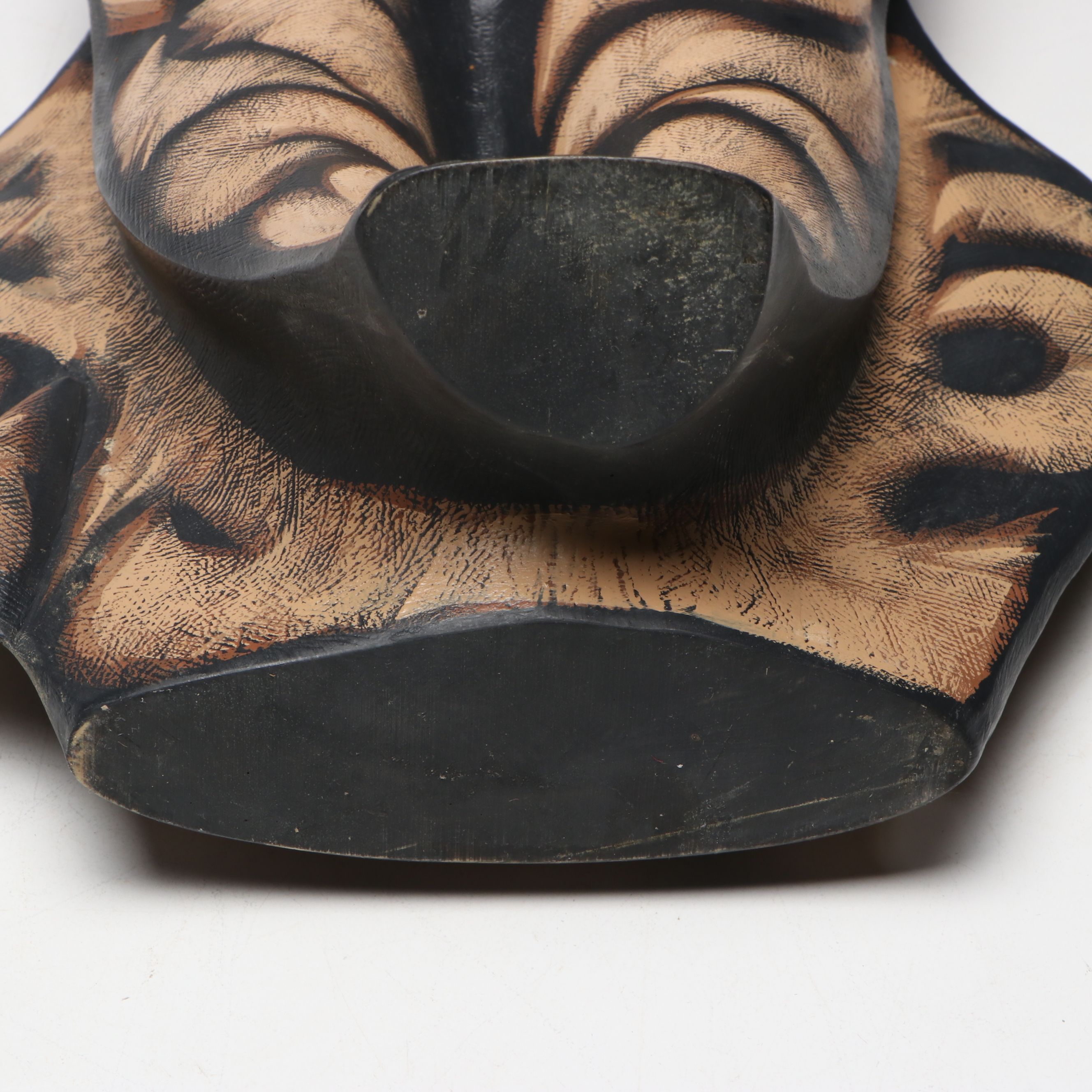 Lynda Pleet Menagerie Stylized Ceramic Cat Figurine