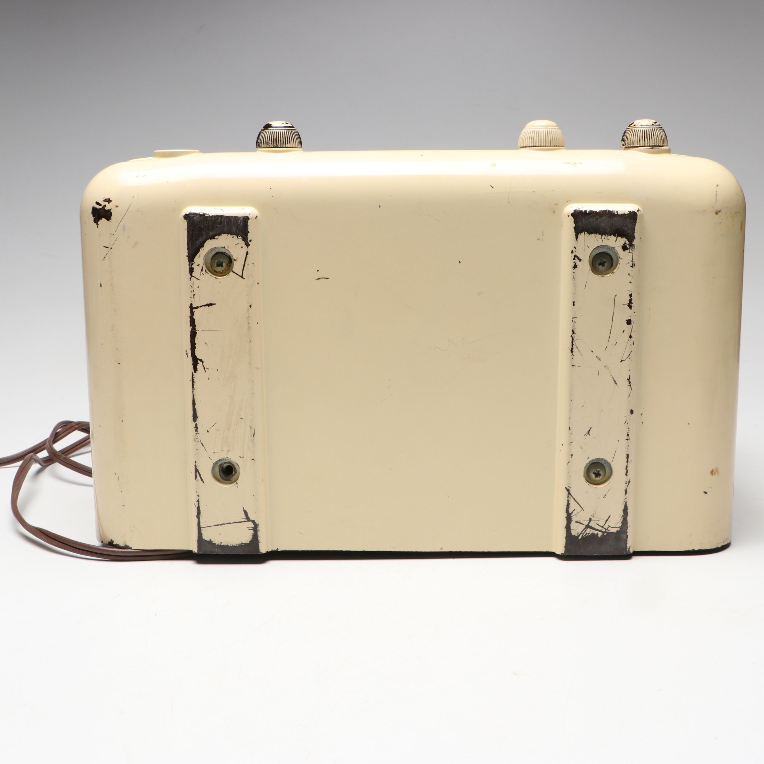 Warwick Clarion Table-Top Tube Radio, Mid-Century