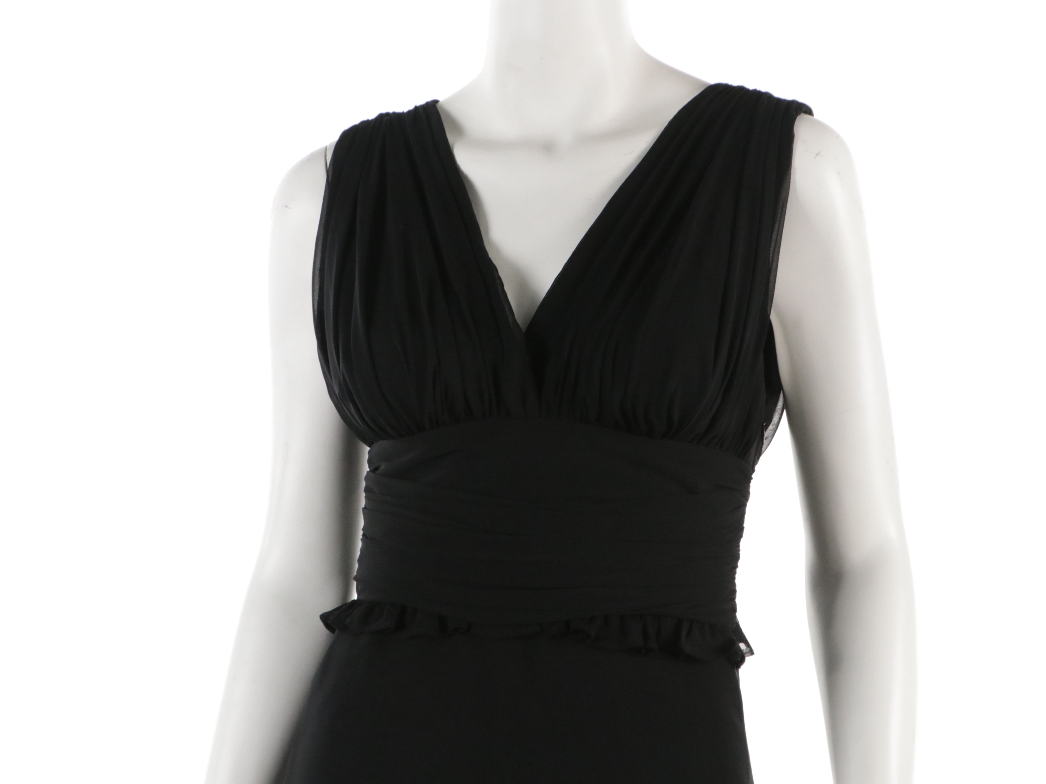 Vera Wang Deep V-Neck Evening Dress in Black