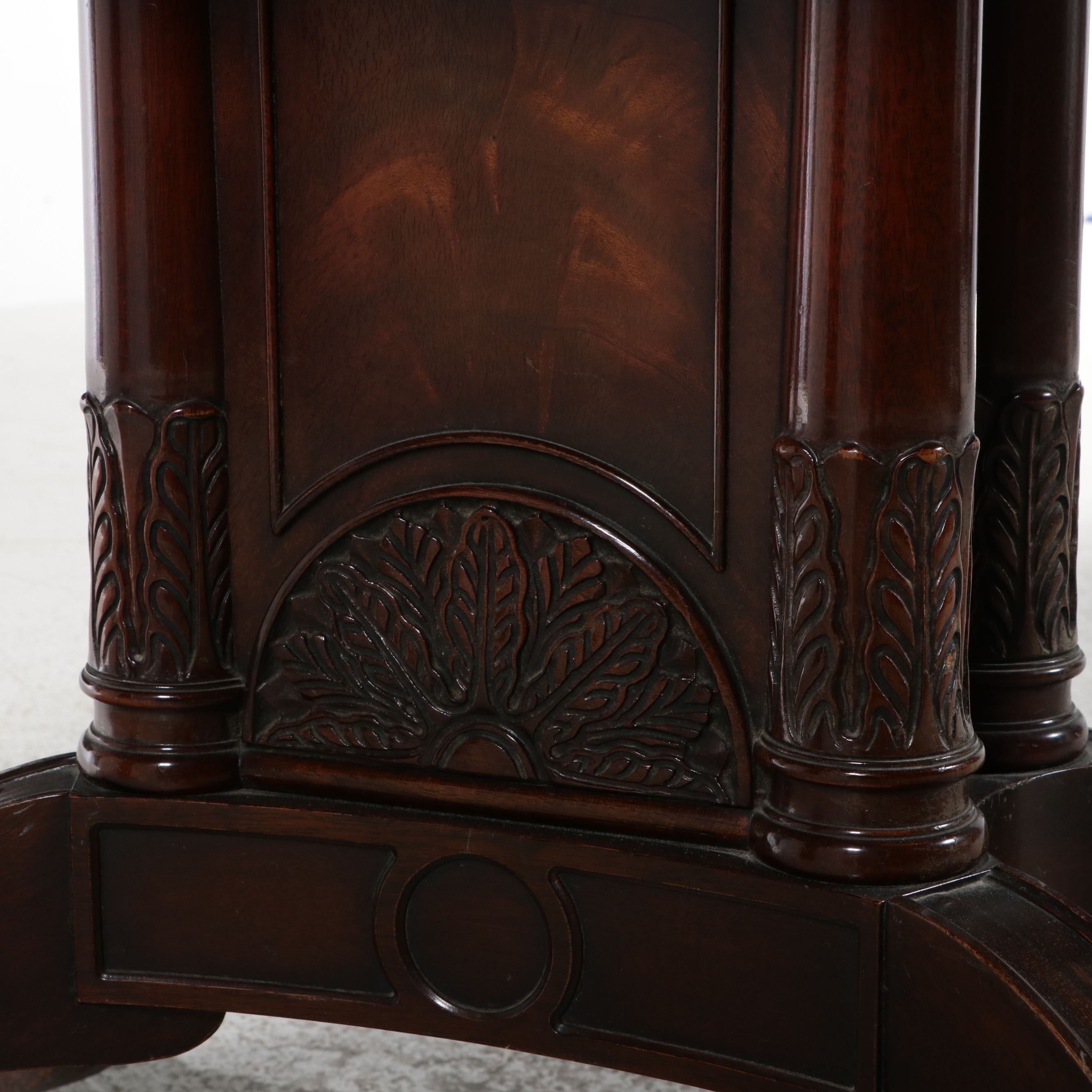 Weiman Furniture Co. Mahogany Duncan Phyfe Style Games Table