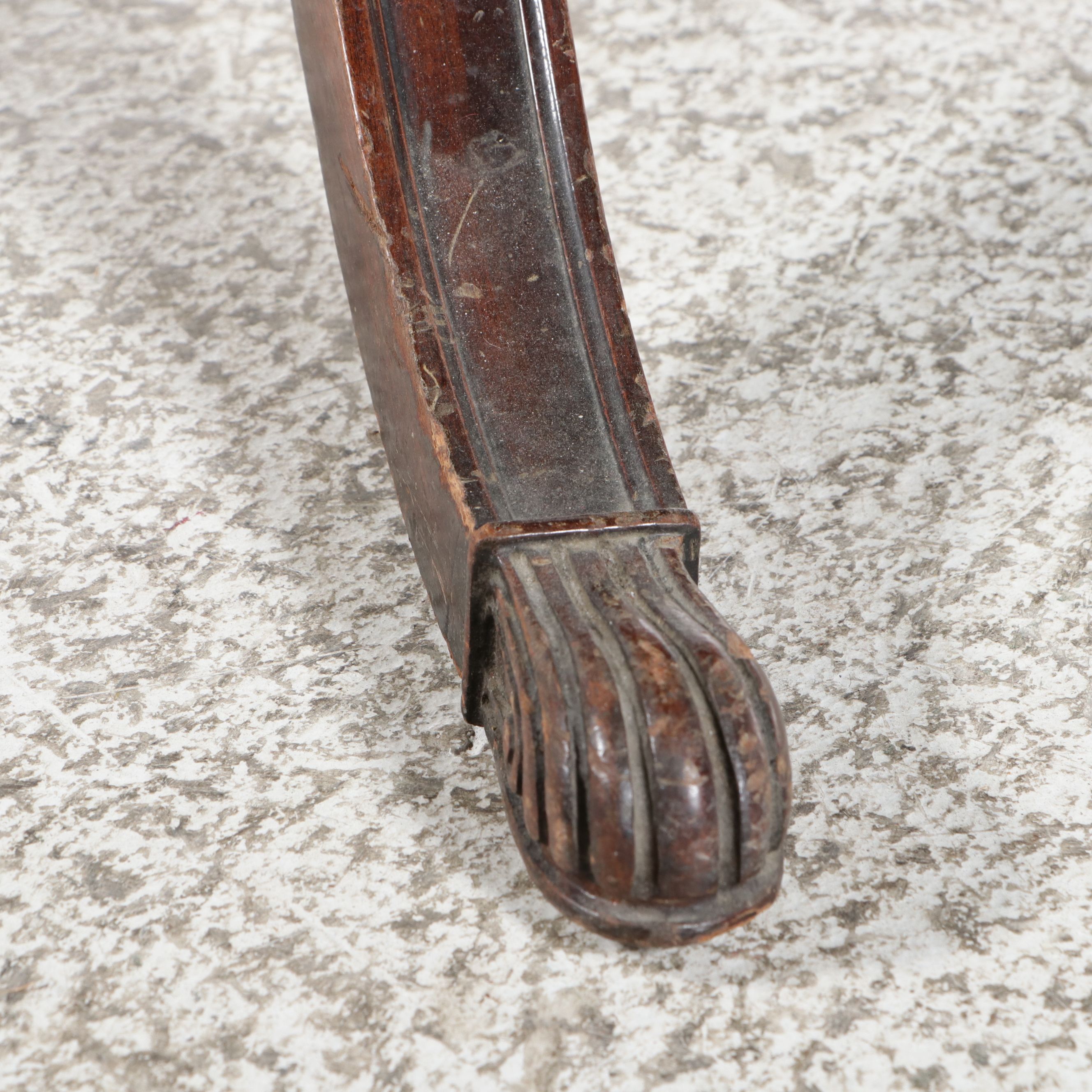 Weiman Furniture Co. Mahogany Duncan Phyfe Style Games Table