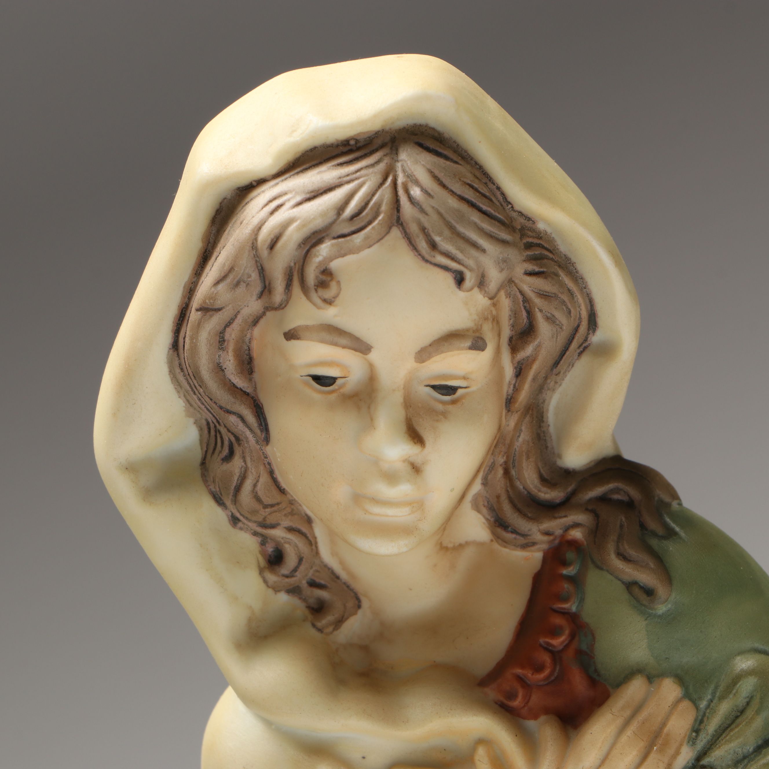 Santa's Best "The Wonder of Christmas" Porcelain Holy Family Nativity Figures